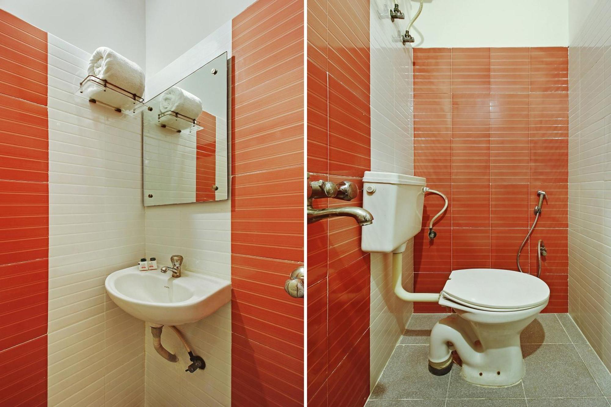 Super O Golden Hive Madhapur Near Shilparamam Hotel Hyderabad