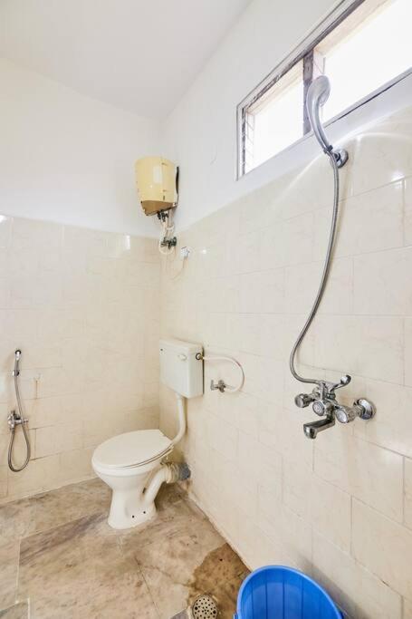 Toit -ac Himayathnagar Apartment *