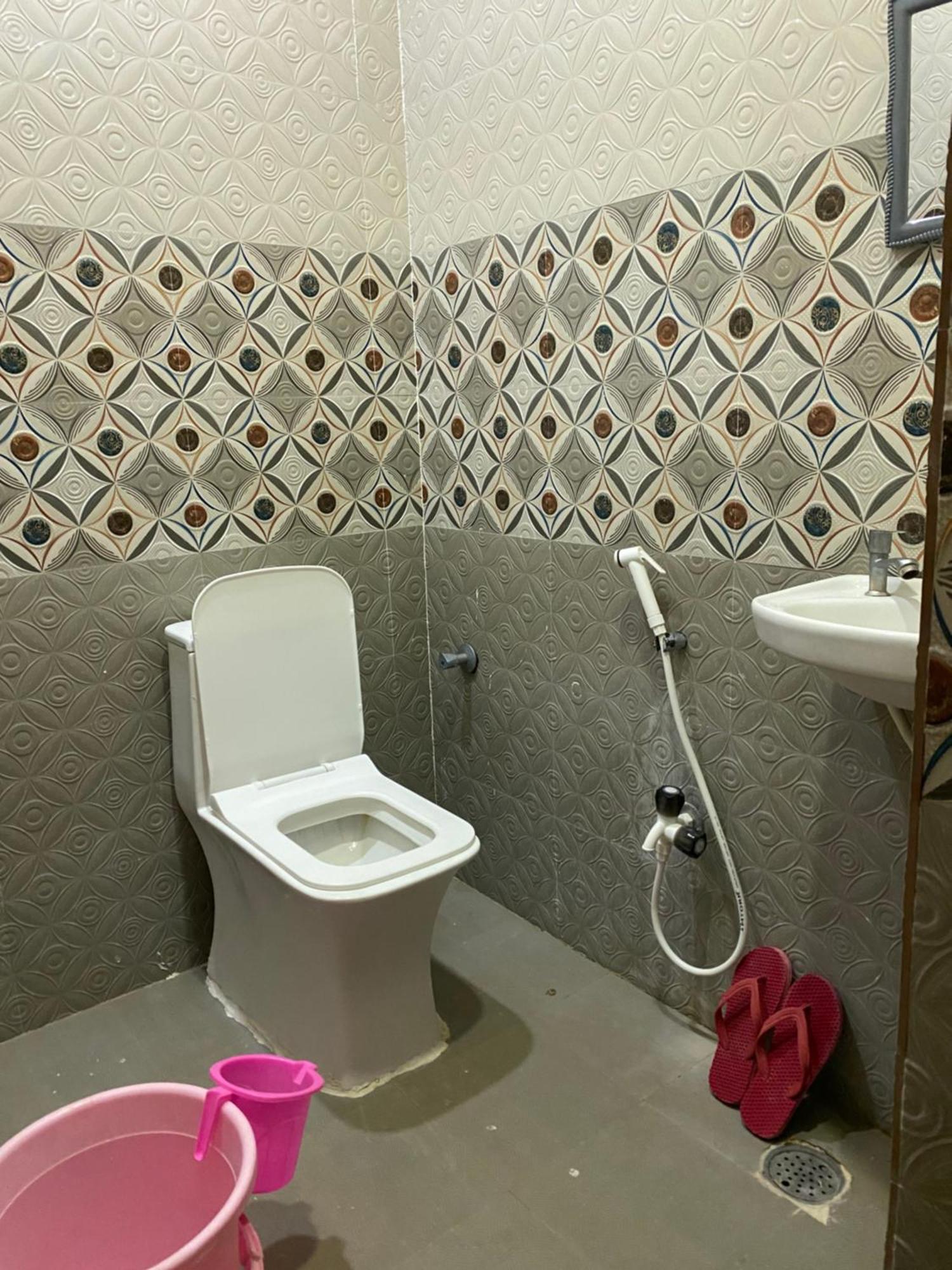 Apartment Srt Homely 3bhk With Amenities Hyderabad