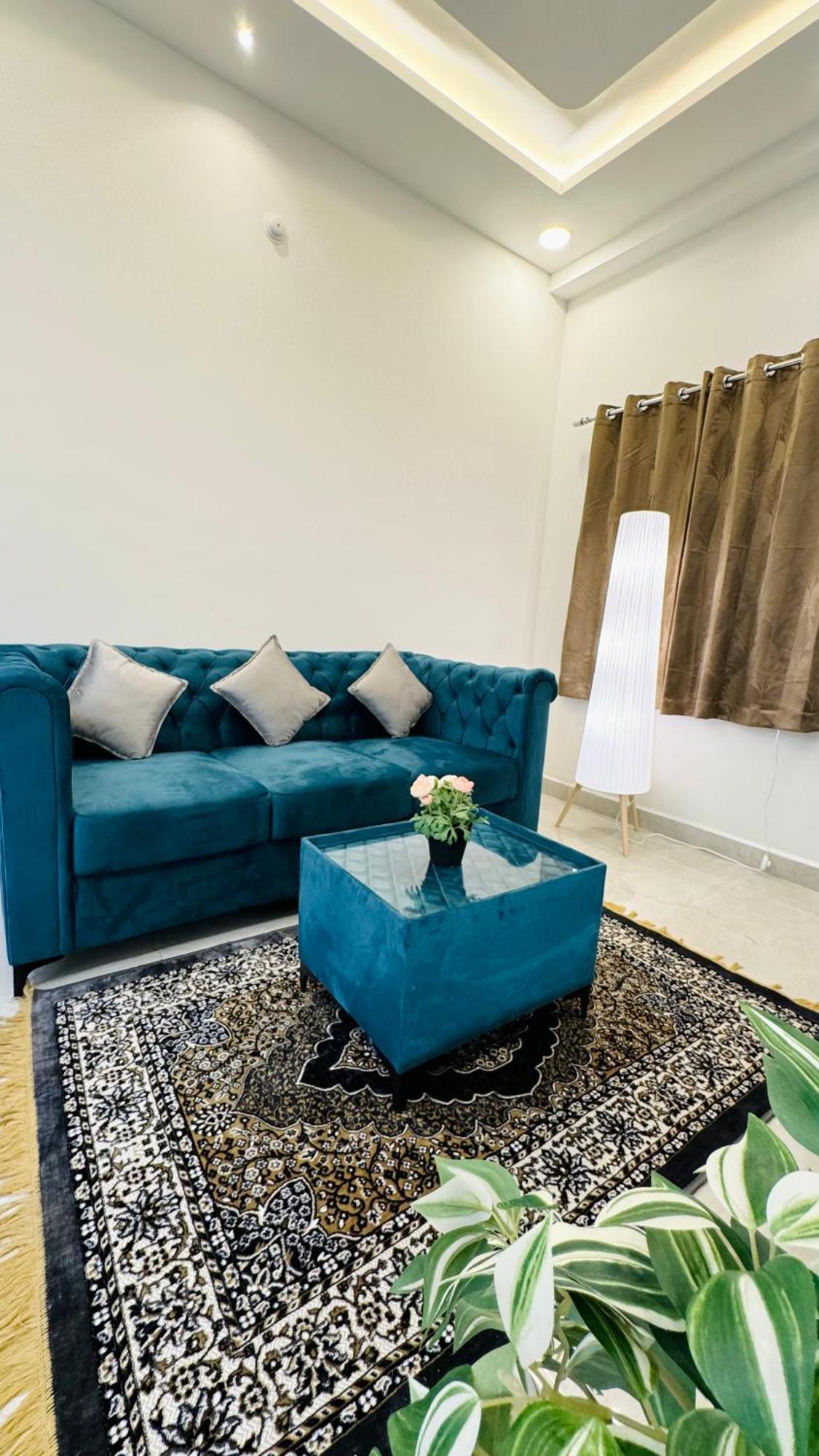 New Luxurious 2 Bhk-us Consulate Apartment Hyderabad