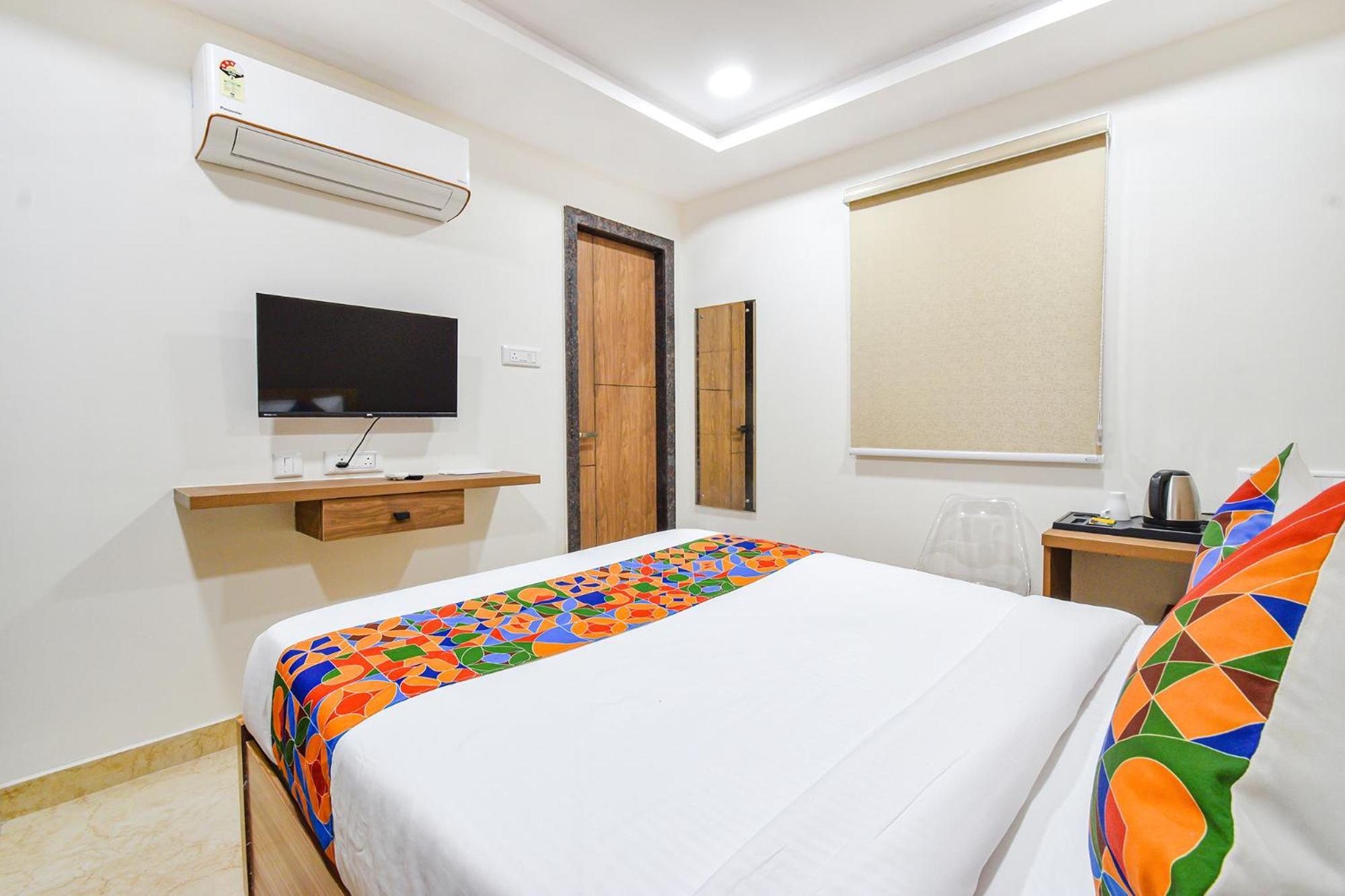 Fabhotel Seri - Nr Kims Hospital, Gachibowli