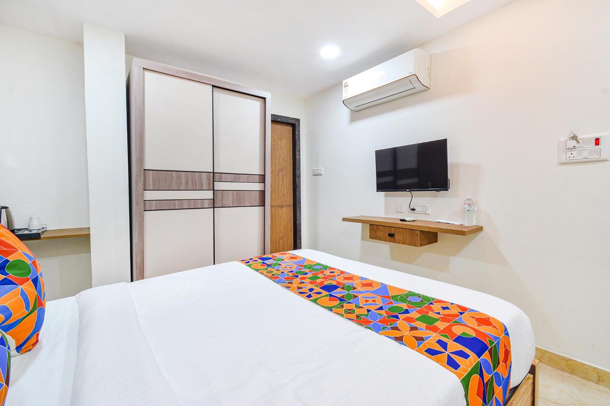 Fabhotel Seri - Nr Kims Hospital, Gachibowli Hyderabad