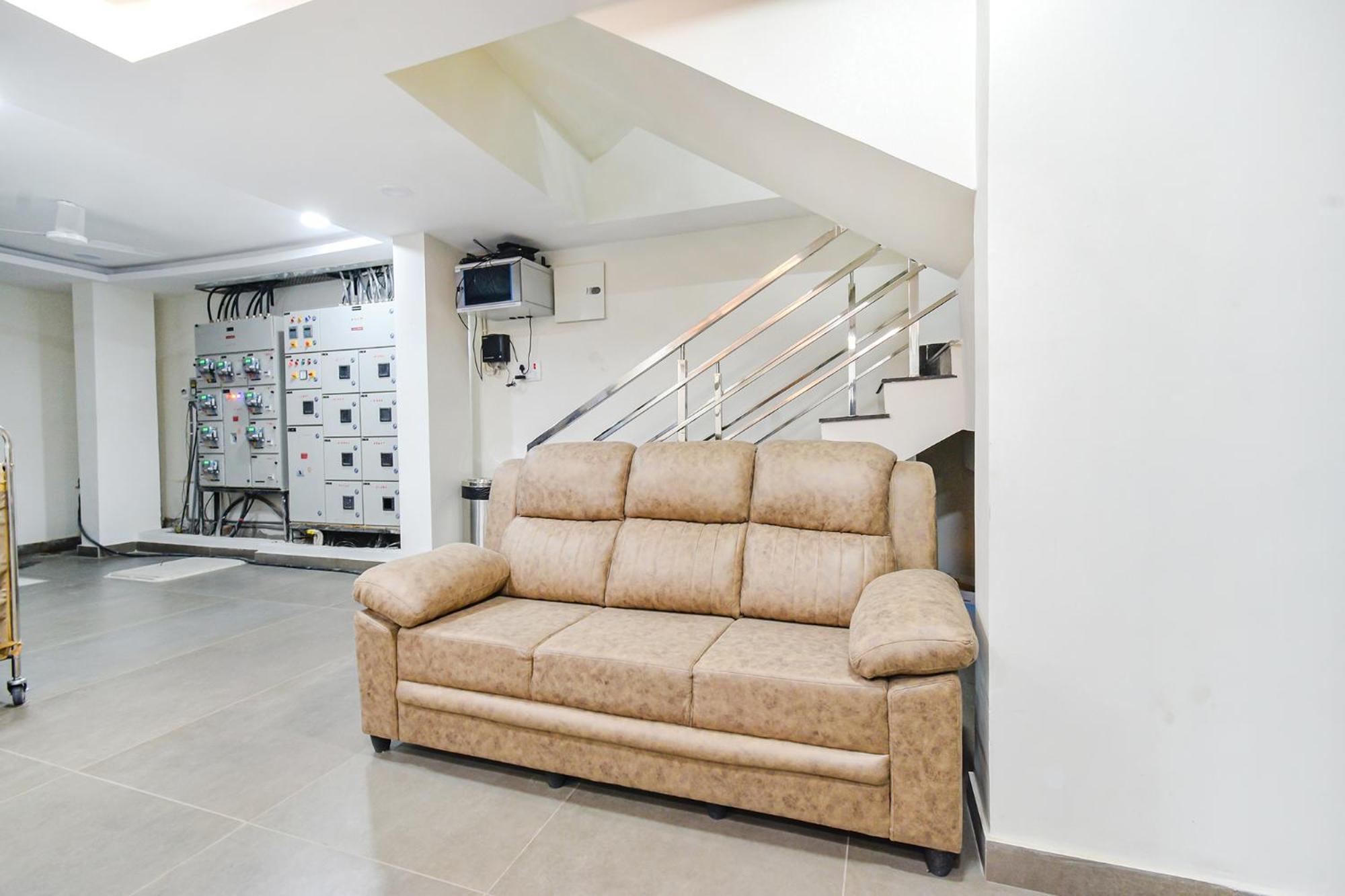 Hotel Fabhotel Seri - Nr Kims Hospital, Gachibowli Hyderabad