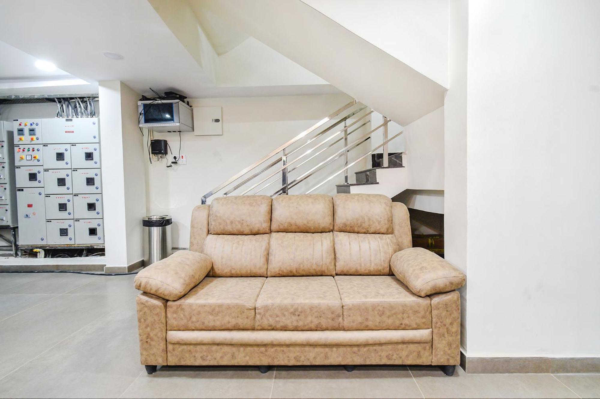 Fabhotel Seri - Nr Kims Hospital, Gachibowli 3*