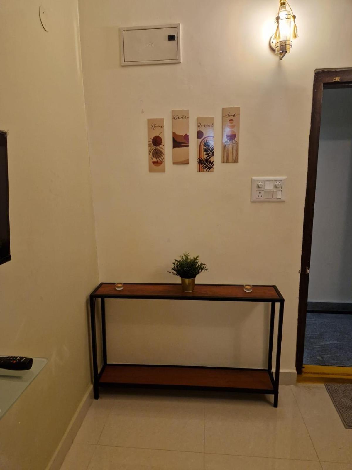 Apartment Gachibowli Susi 102 *
