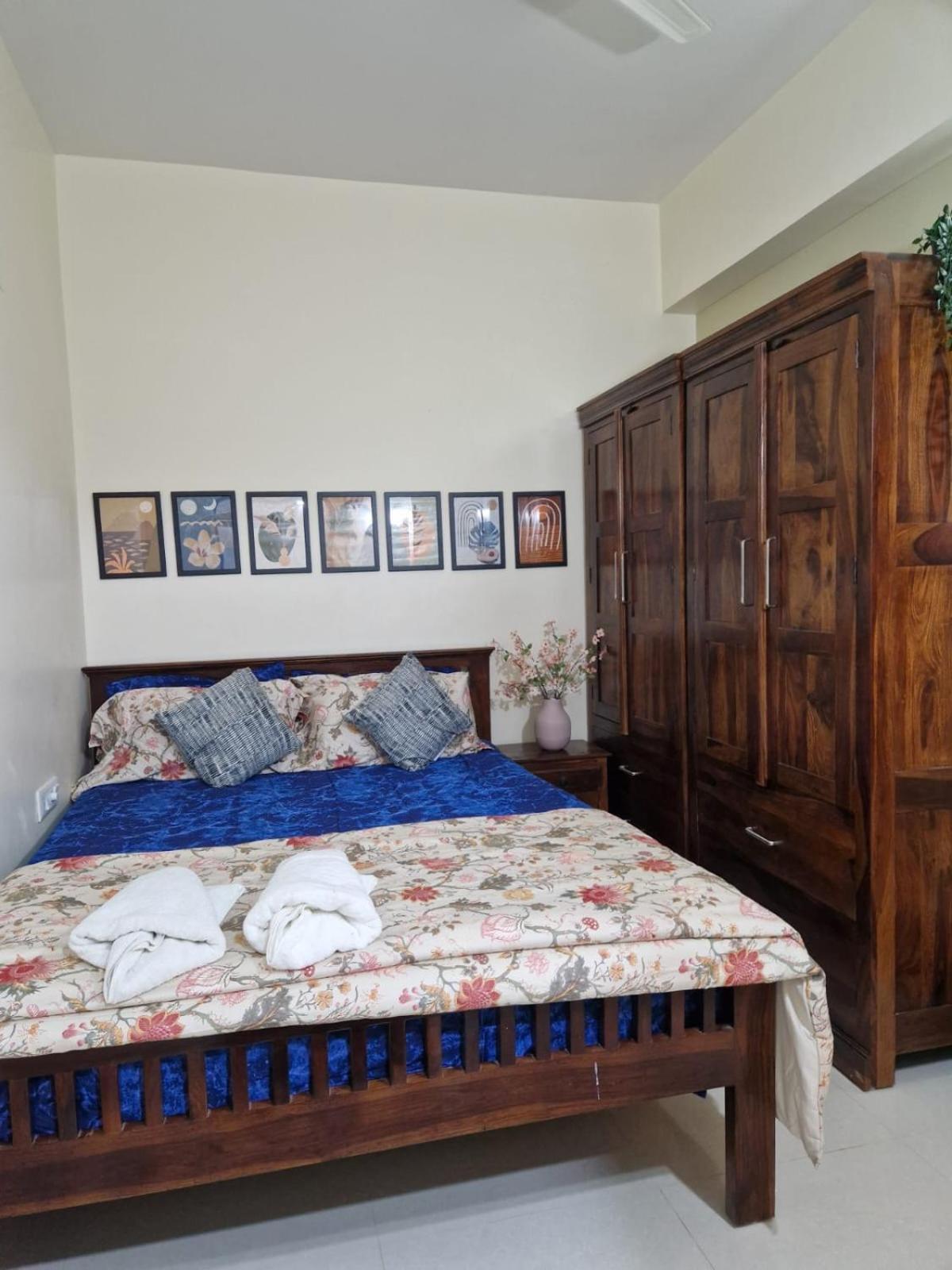 Apartment Gachibowli Susi 102 *
