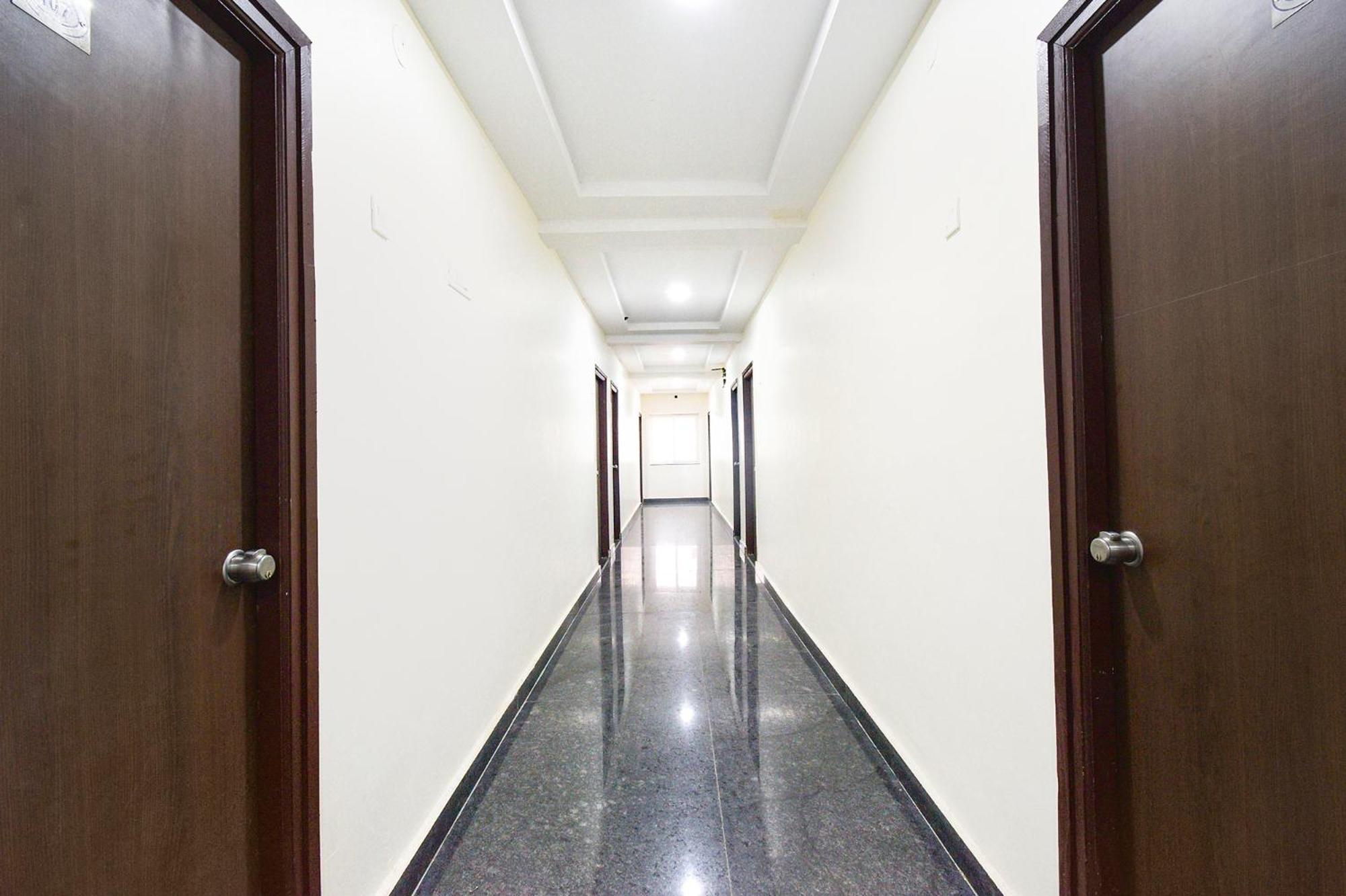 Hotel Fabhotel Joy Stayz - Nr Yashoda Hospital, Hitech 3*
