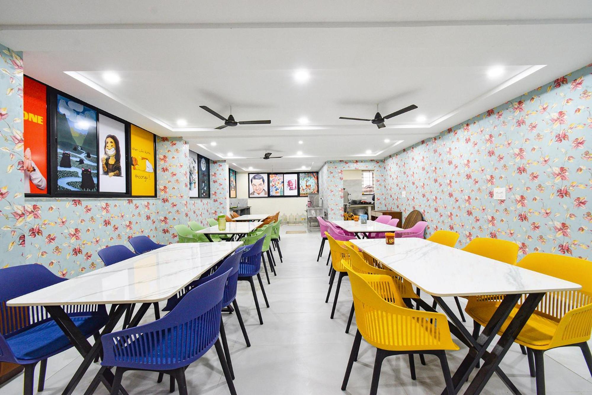 Fabhotel Joy Stayz - Nr Yashoda Hospital, Hitech Hyderabad