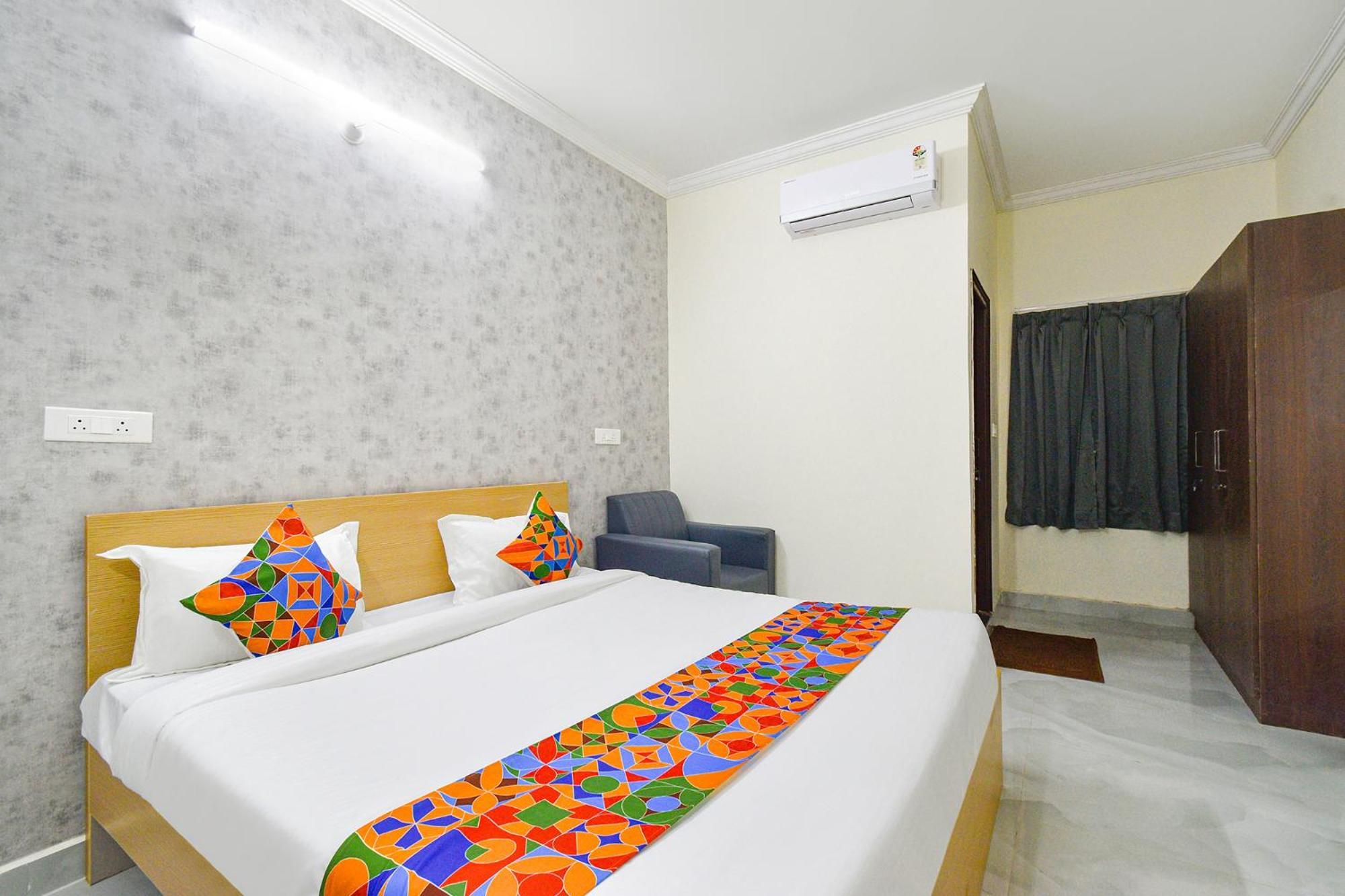 Fabhotel Joy Stayz - Nr Yashoda Hospital, Hitech 3* Hyderabad