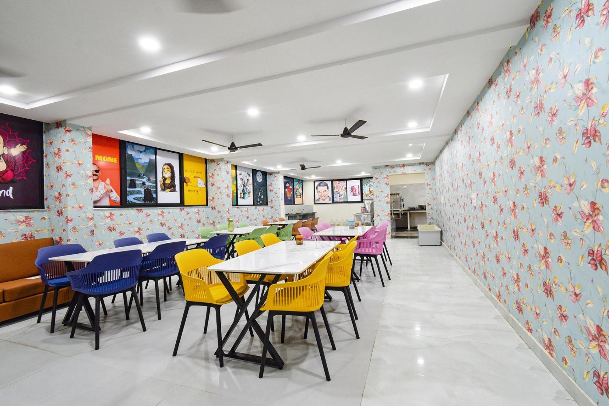 Hotel Fabhotel Joy Stayz - Nr Yashoda Hospital, Hitech