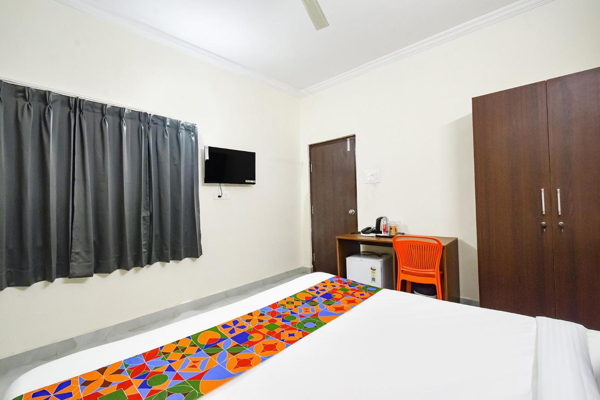 Fabhotel Joy Stayz - Nr Yashoda Hospital, Hitech 3* Hyderabad