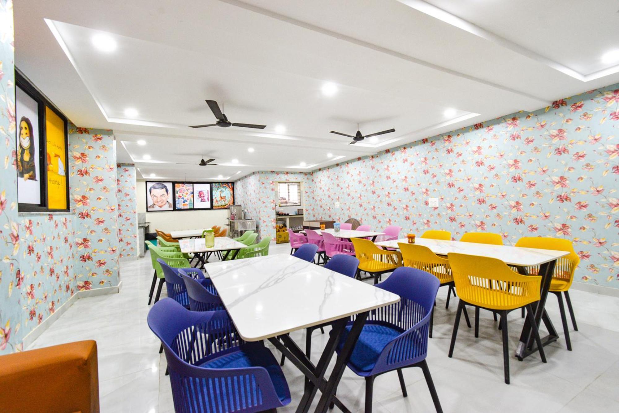 Fabhotel Joy Stayz - Nr Yashoda Hospital, Hitech
