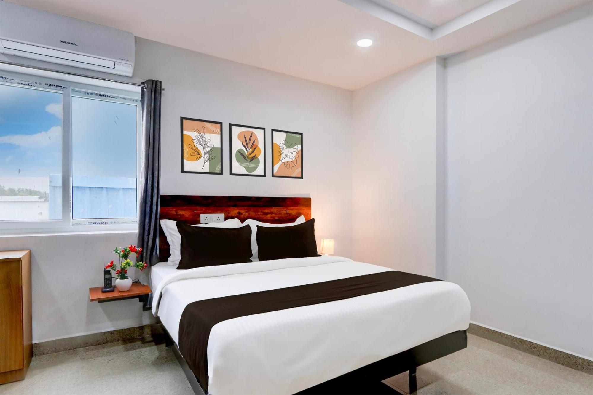 Hotel Collection O Sri Jahnavi Group Besides Yashoda Hospital Hitec