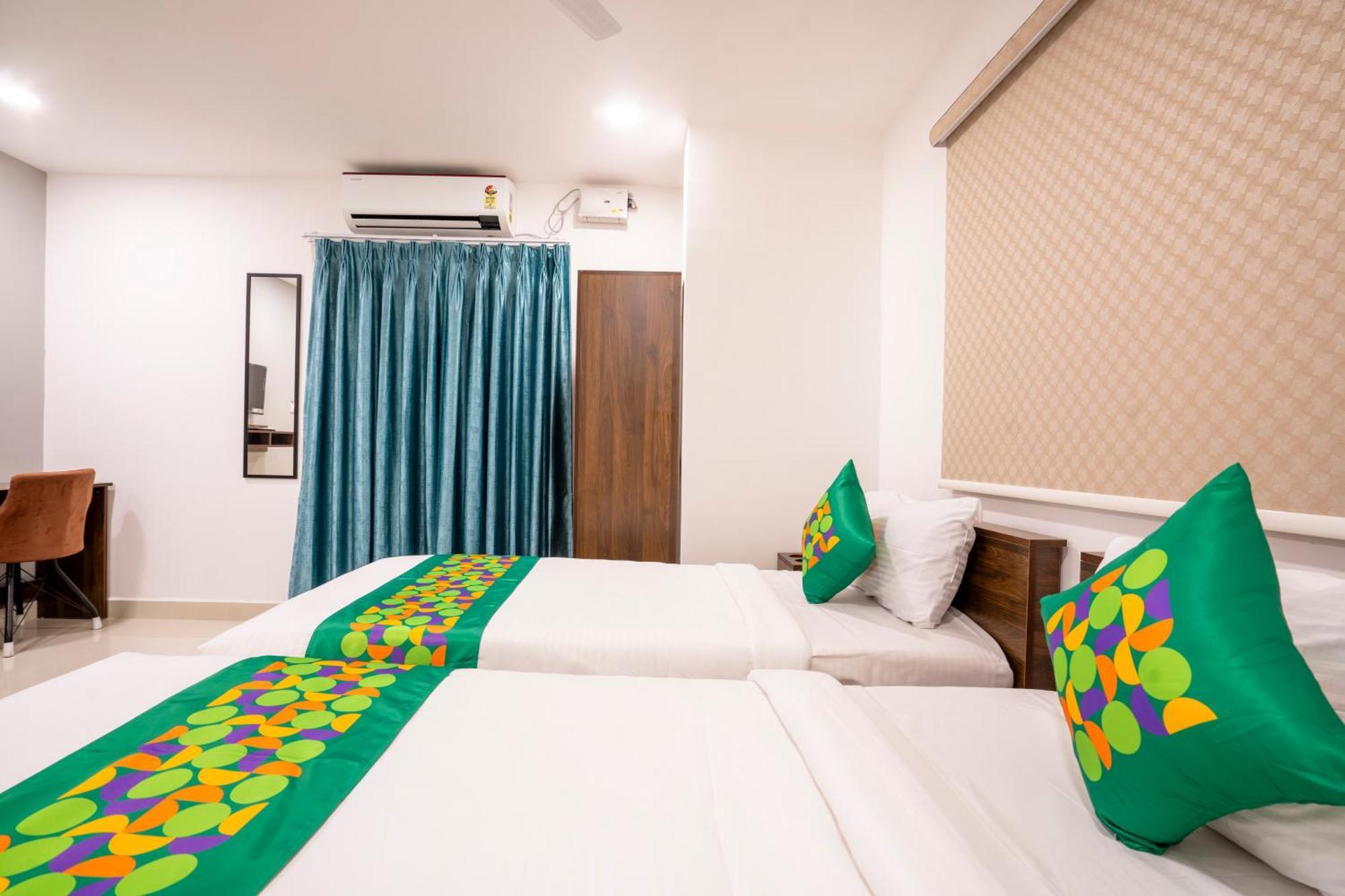 Treebo De Alphabet Gachibowli Hotel