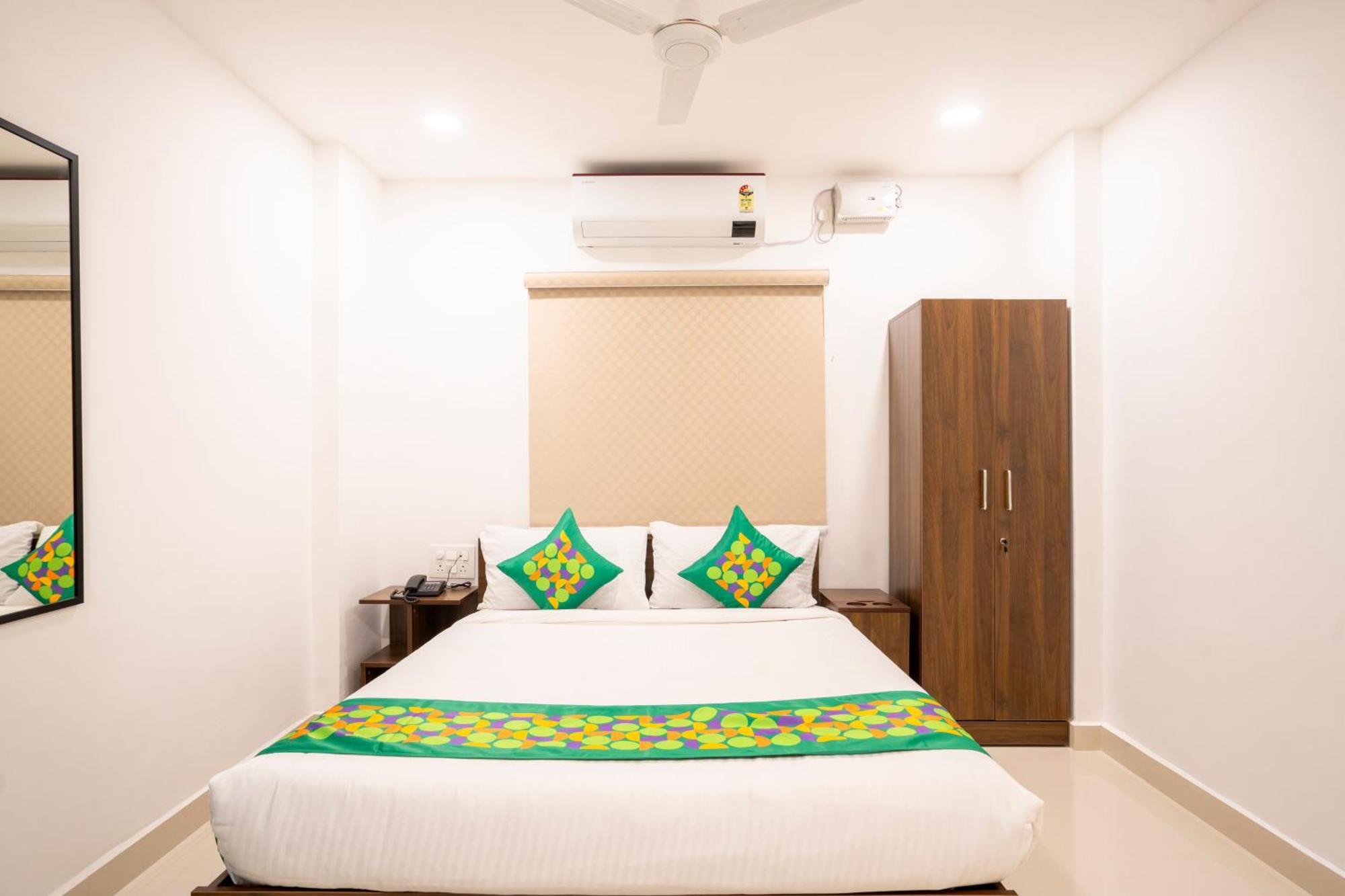 Treebo De Alphabet Gachibowli 3*