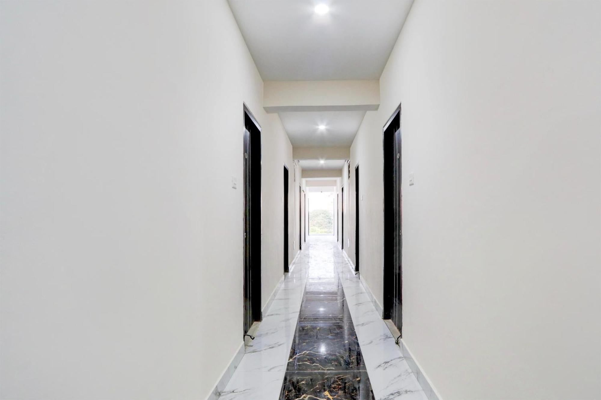 O In And Hotel