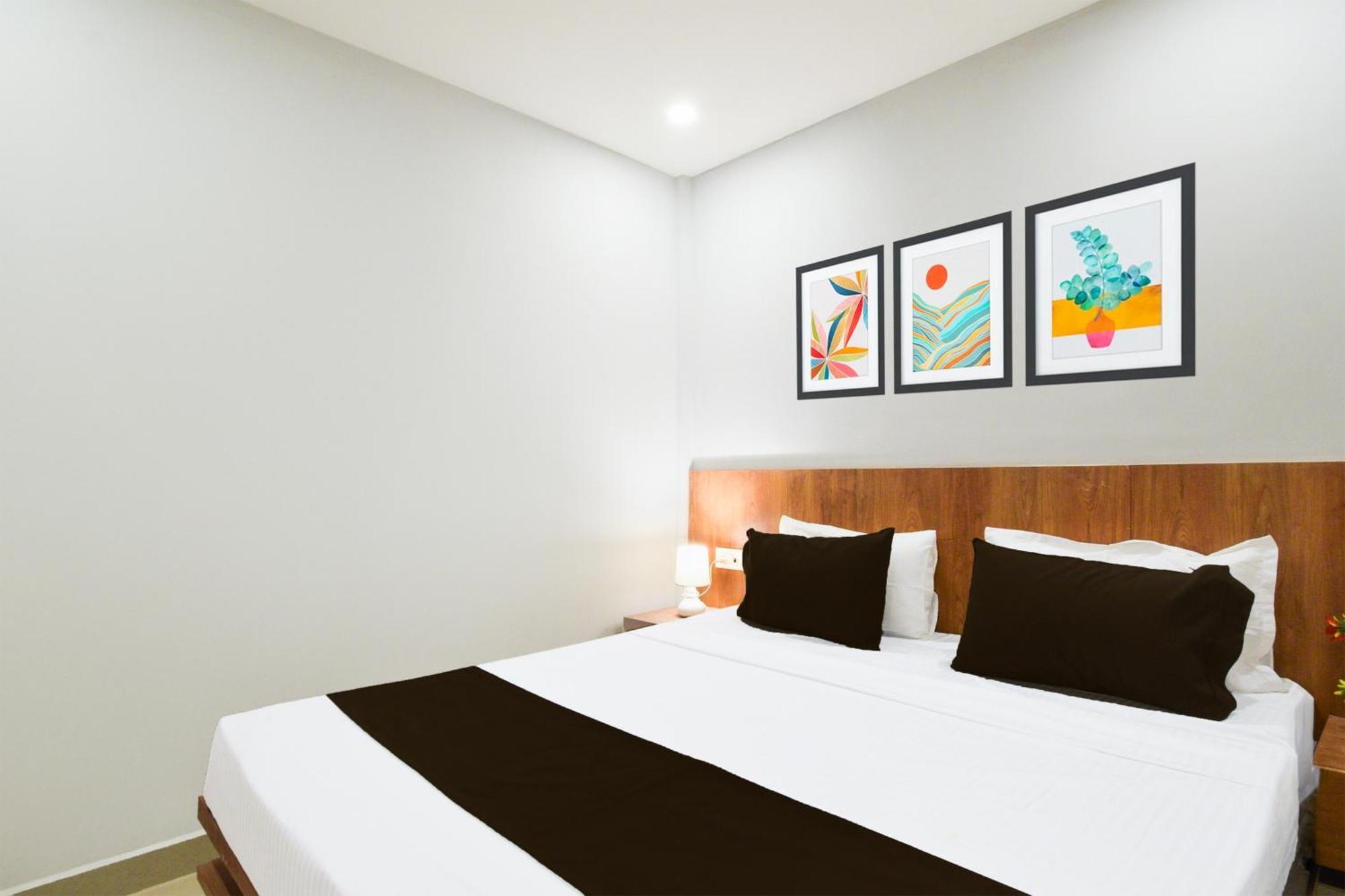 Hotel O Vaishnavi Residency