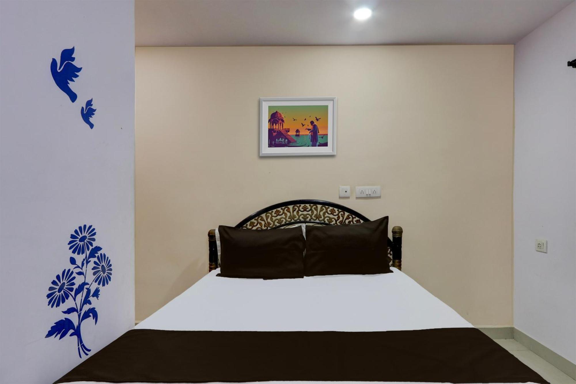 Spot On Aaraadhya Residency