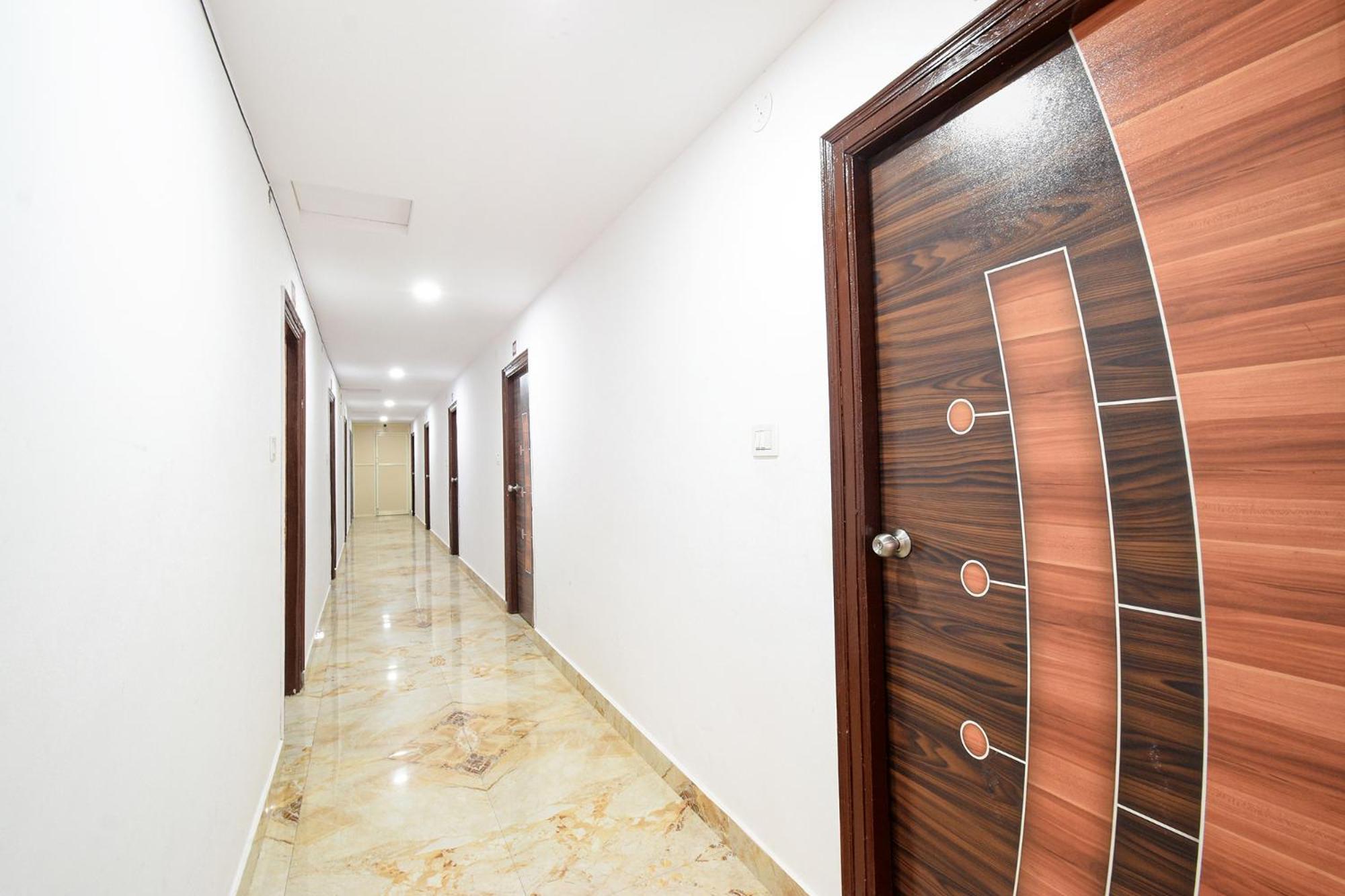 Fabhotel Wild Wings - Nr A S Rao Nagar Hotel