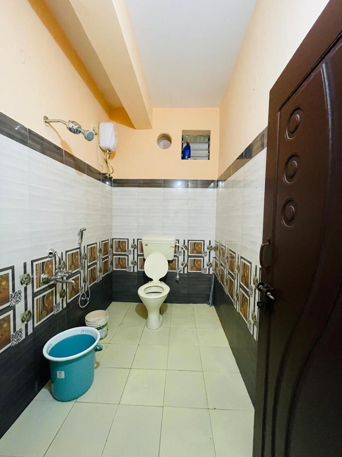 Apartment Charter 3bhk Luxurious Flat In Manikonda