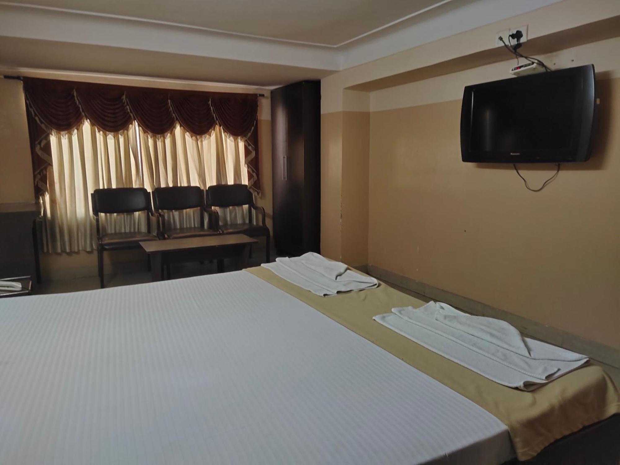 Hotel Suprahbat