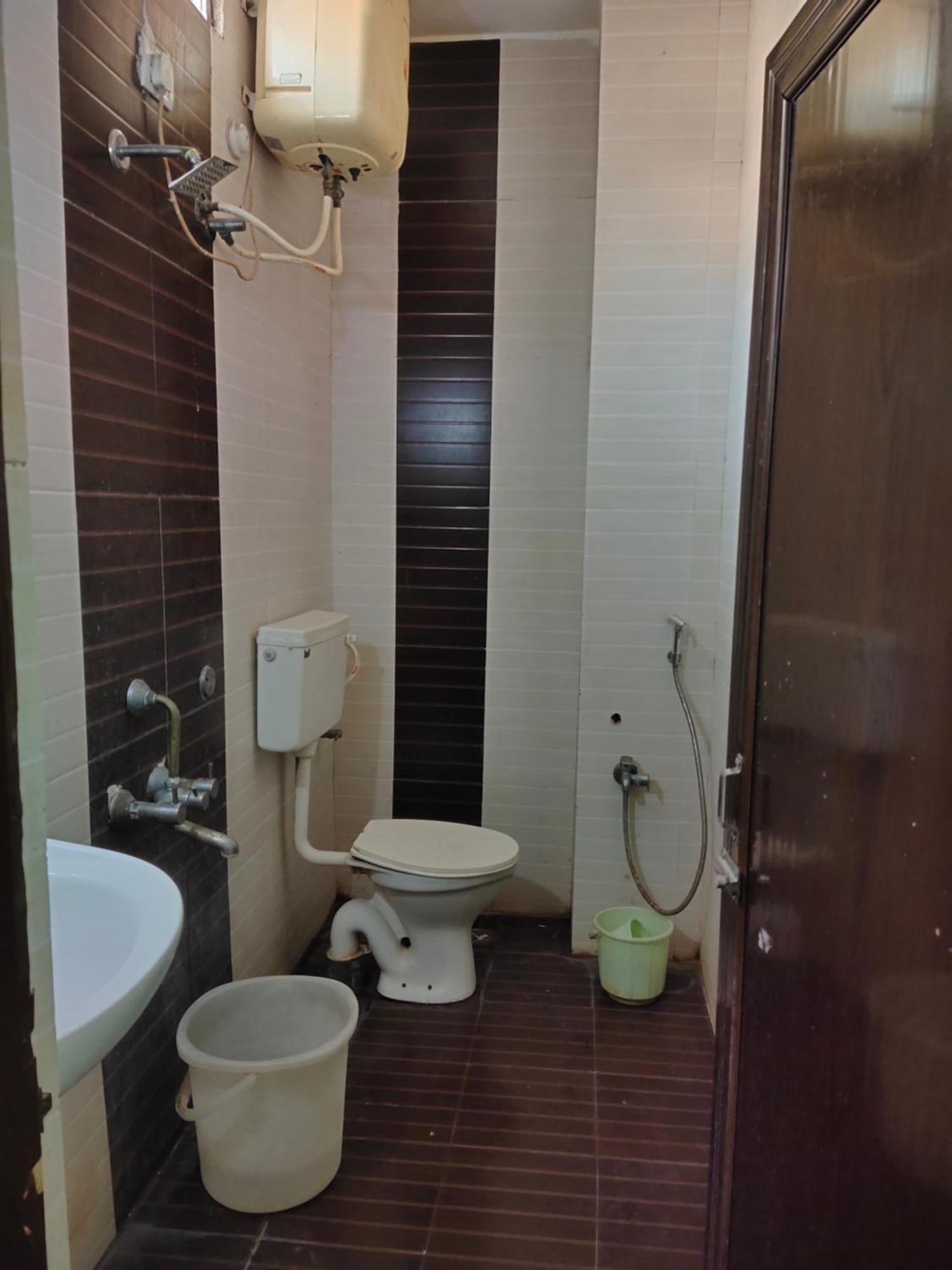 Suprahbat Hotel 2*