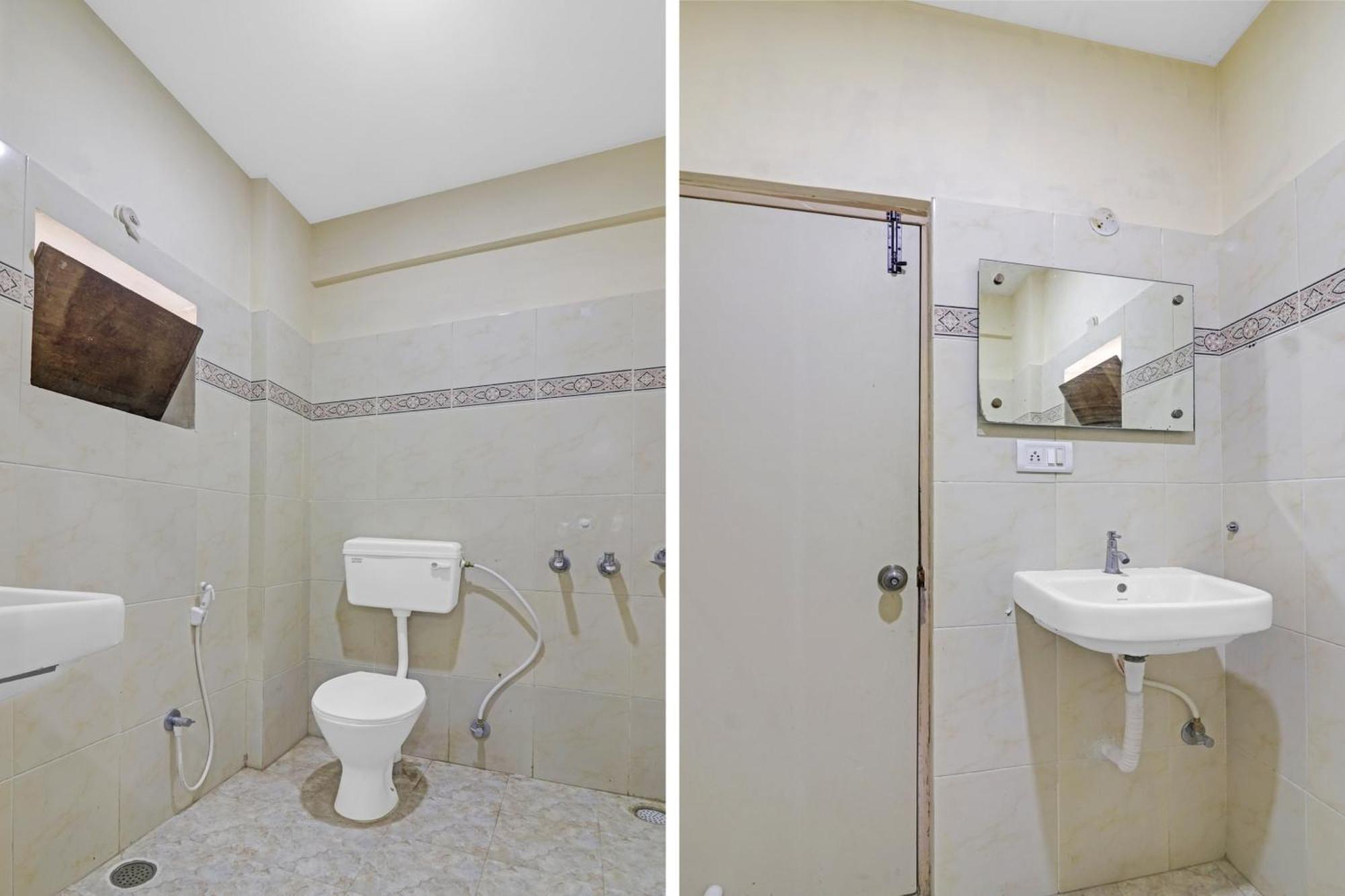 O Padmini Near Lakdikapool Metro Station 3*
