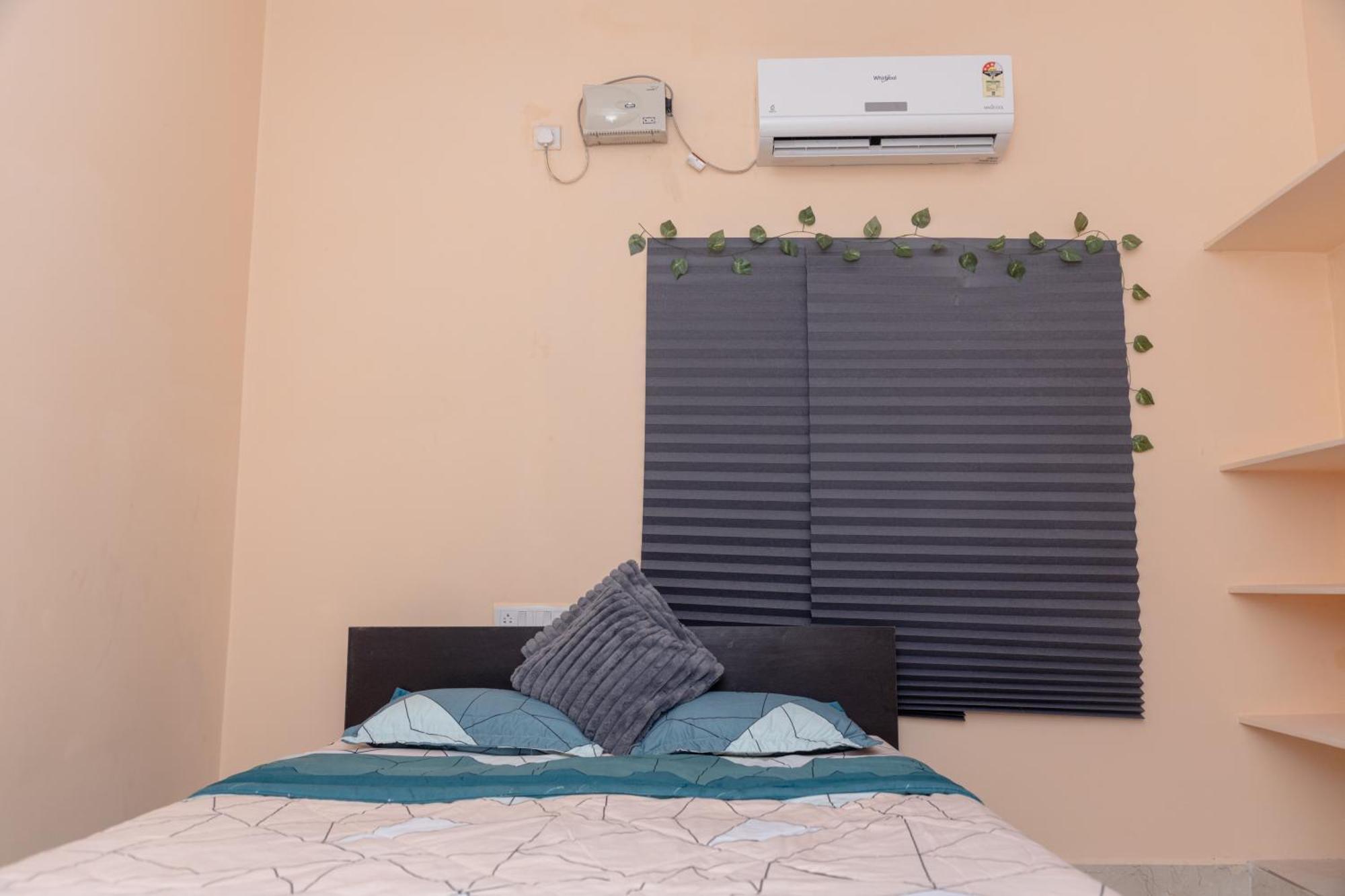 Charter 3bhk Luxurious Flat In Manikonda