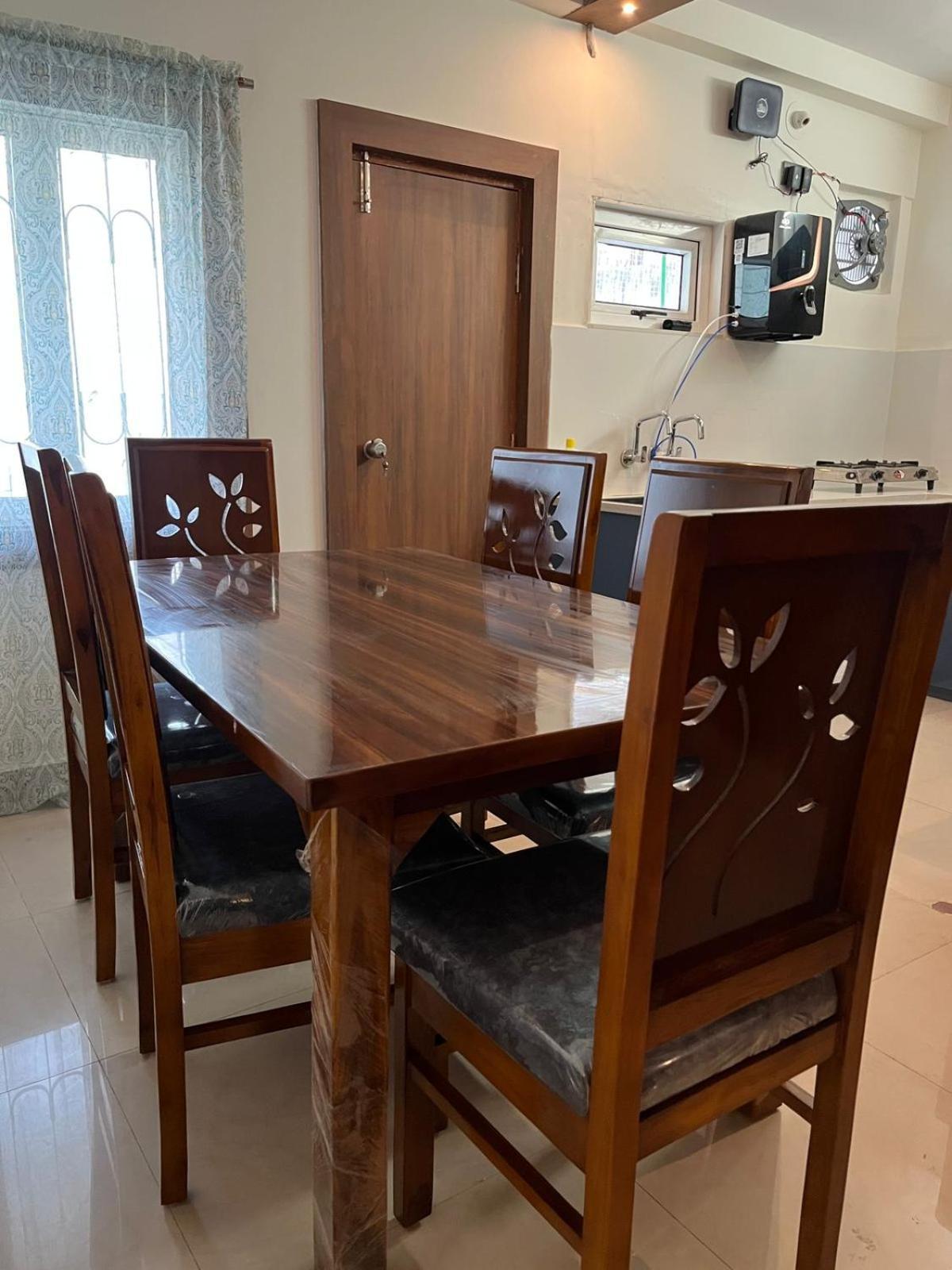 Apartment Comfy Abode Banjara Hills Road No 1 *
