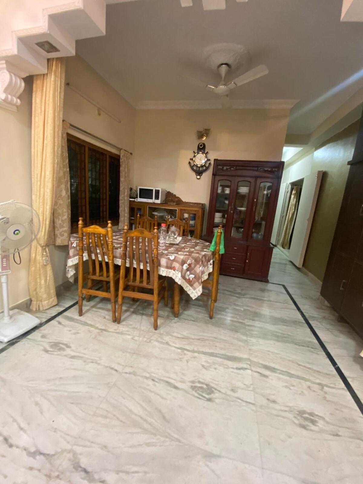 Modern 2bhk Flat With Large Living Dinning And Kitchen
