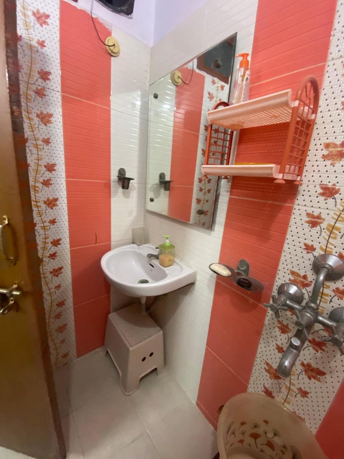Modern 2bhk Flat With Large Living Dinning And Kitchen Hyderabad