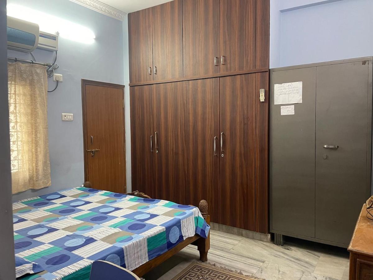 Modern 2bhk Flat With Large Living Dinning And Kitchen Apartment Hyderabad