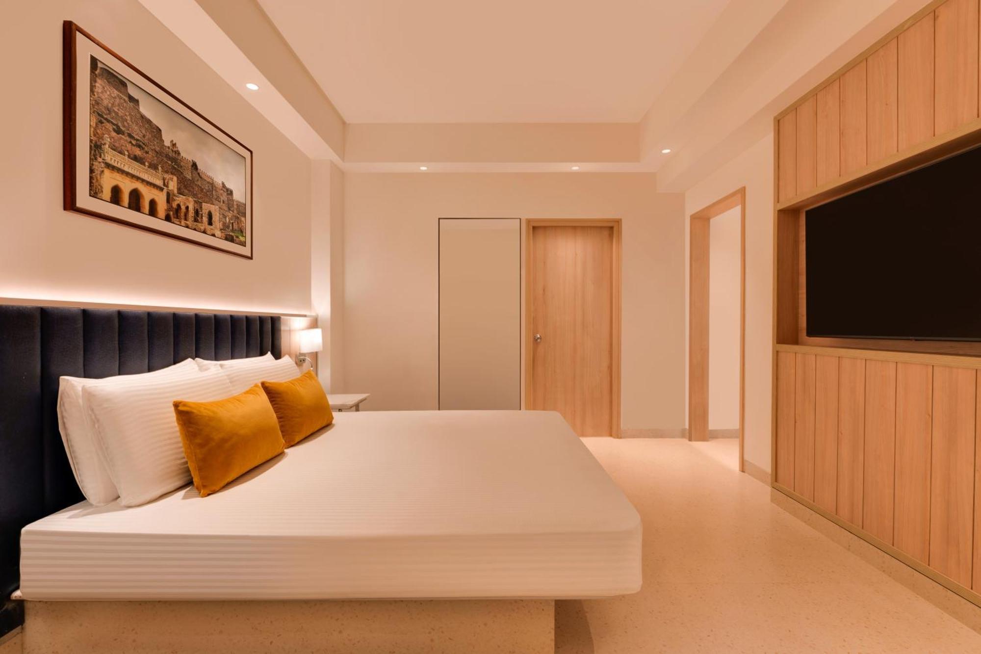 Hotel Lemon Tree Premier Hitec Hyderabad