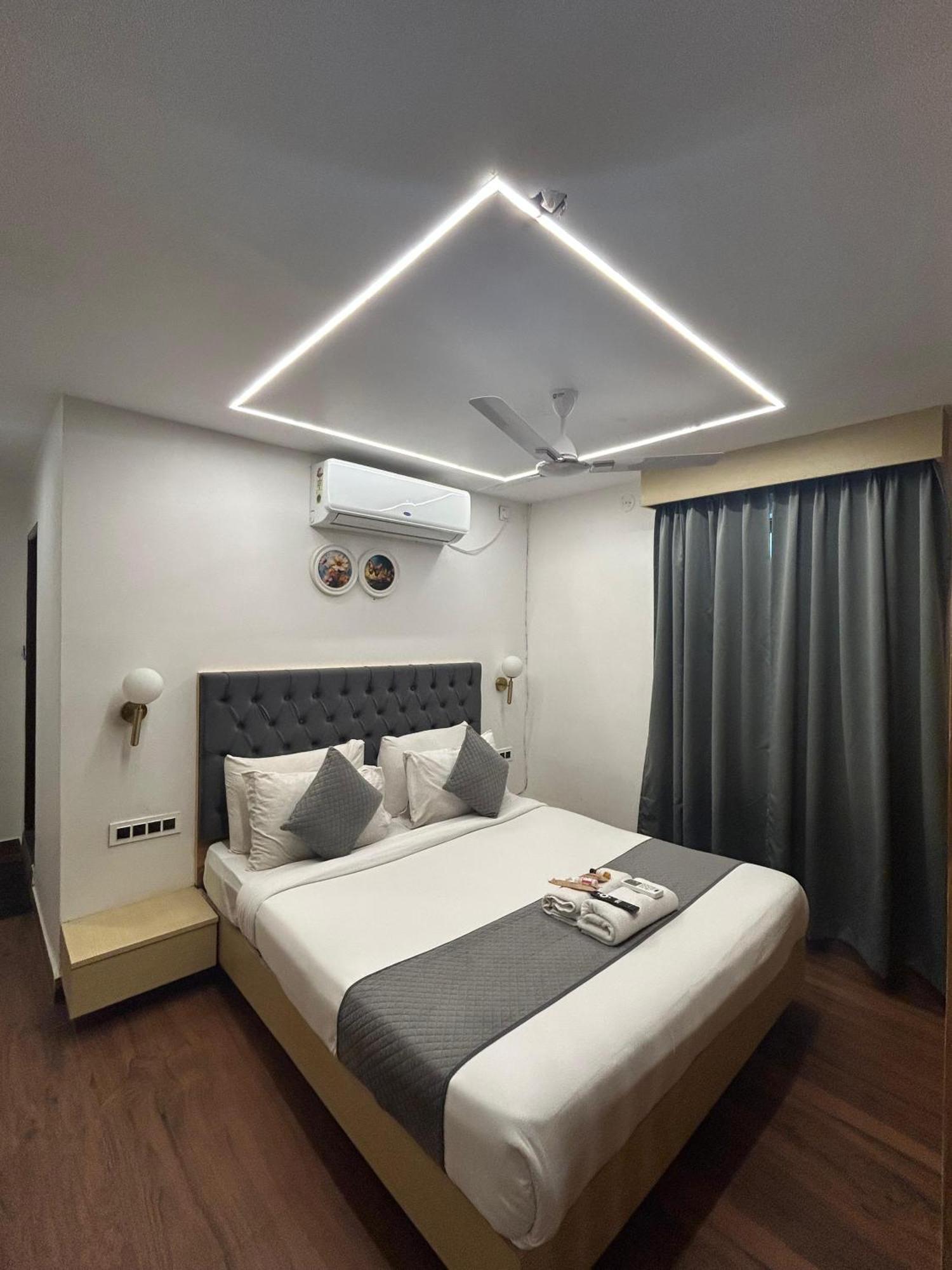 Wild Wings Premium Hotel 3*