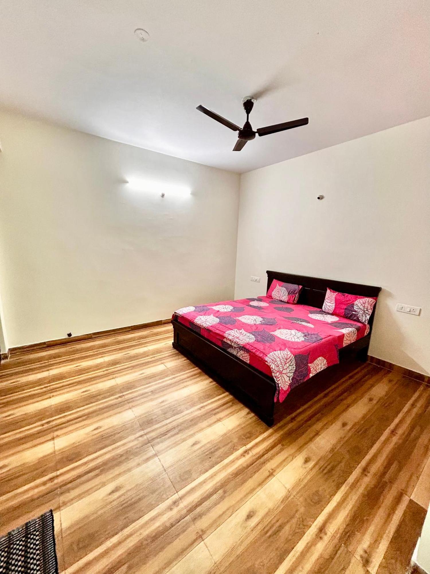 Apartment Mee Homes Madhapur Family Fully Furnished 2 Bhk Premium Flats 302