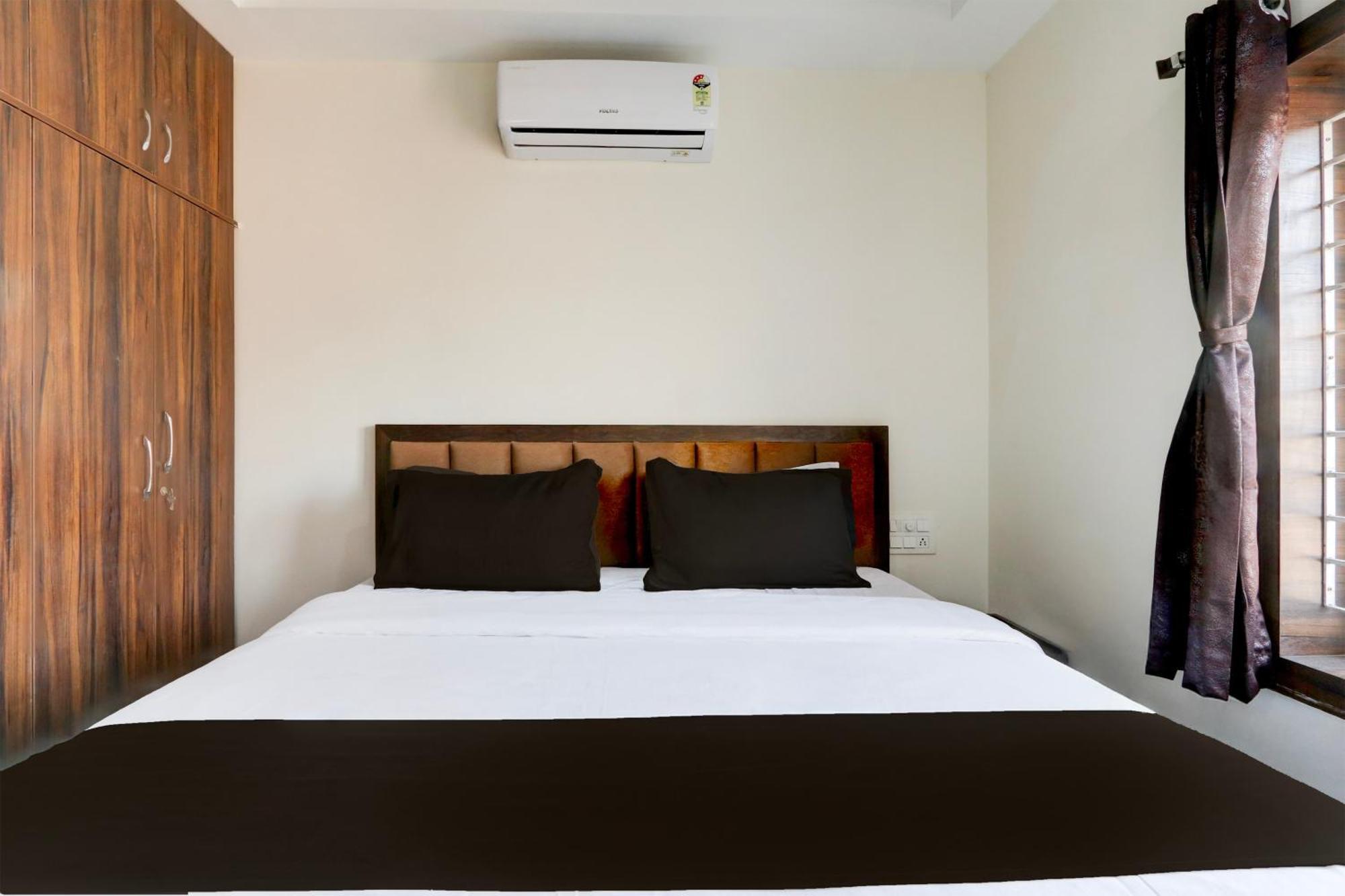Hotel O Rock View Suits Hyderabad