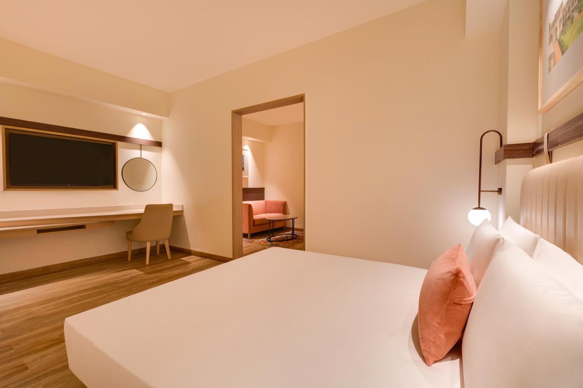 Red Fox By Lemon Tree Hotels,