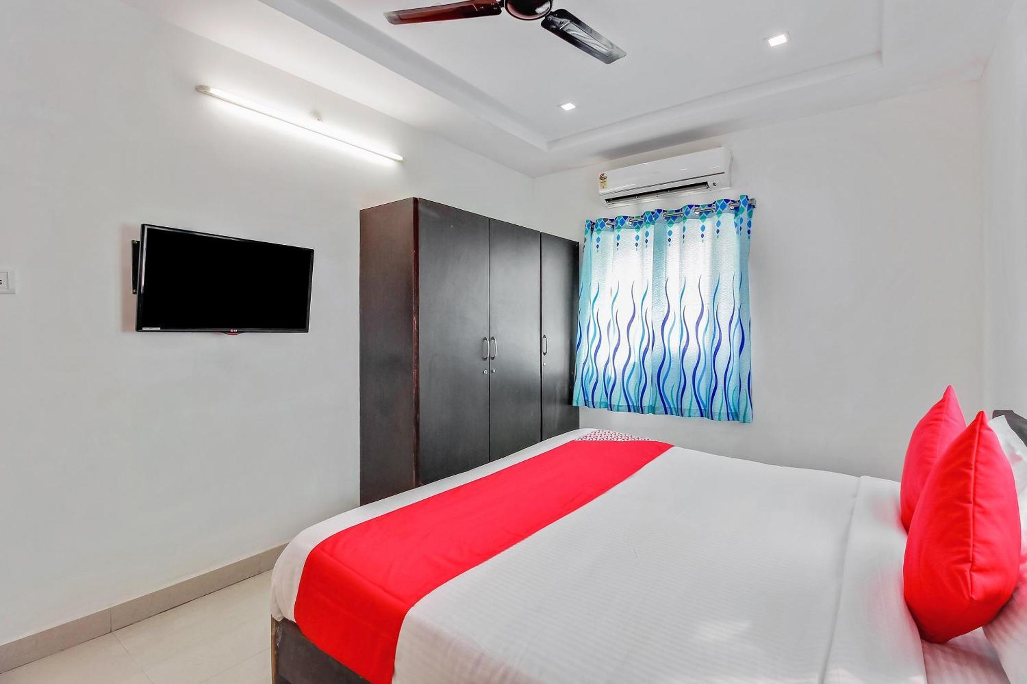 Hotel Super O Golden Hive Madhapur Near Shilparamam Hyderabad