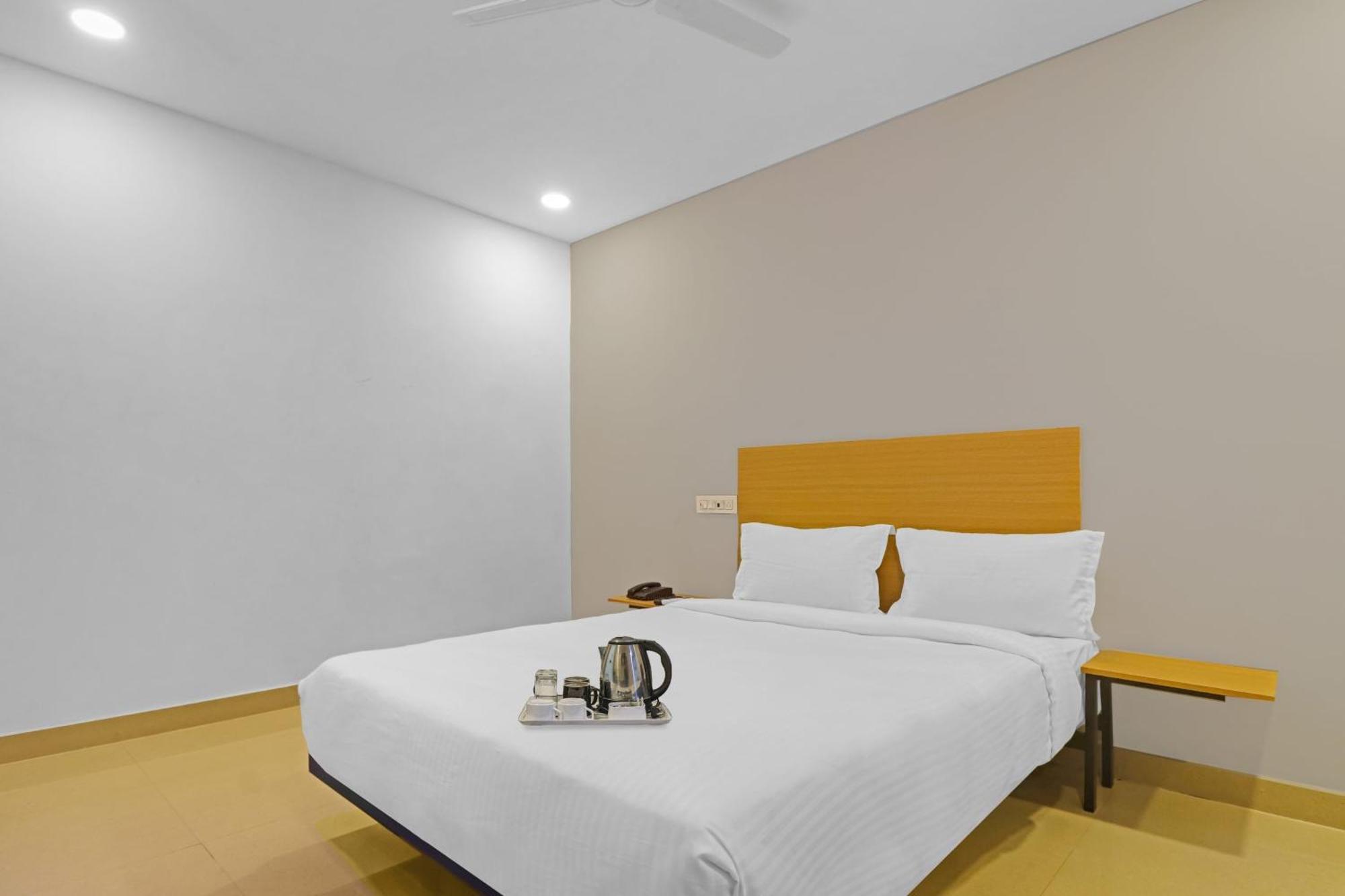 Hotel Super Townhouse Che Sigma Hyderabad