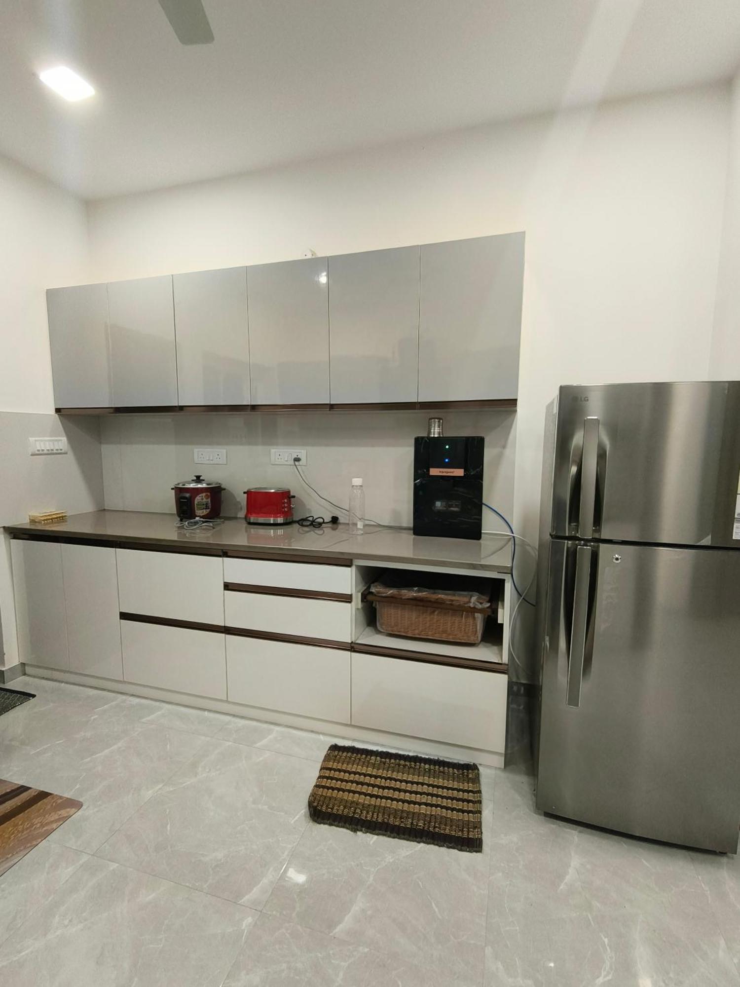 Ultra-modern Fullt Furnished 2bhk Near Jntu Metro - Launched Just Now *