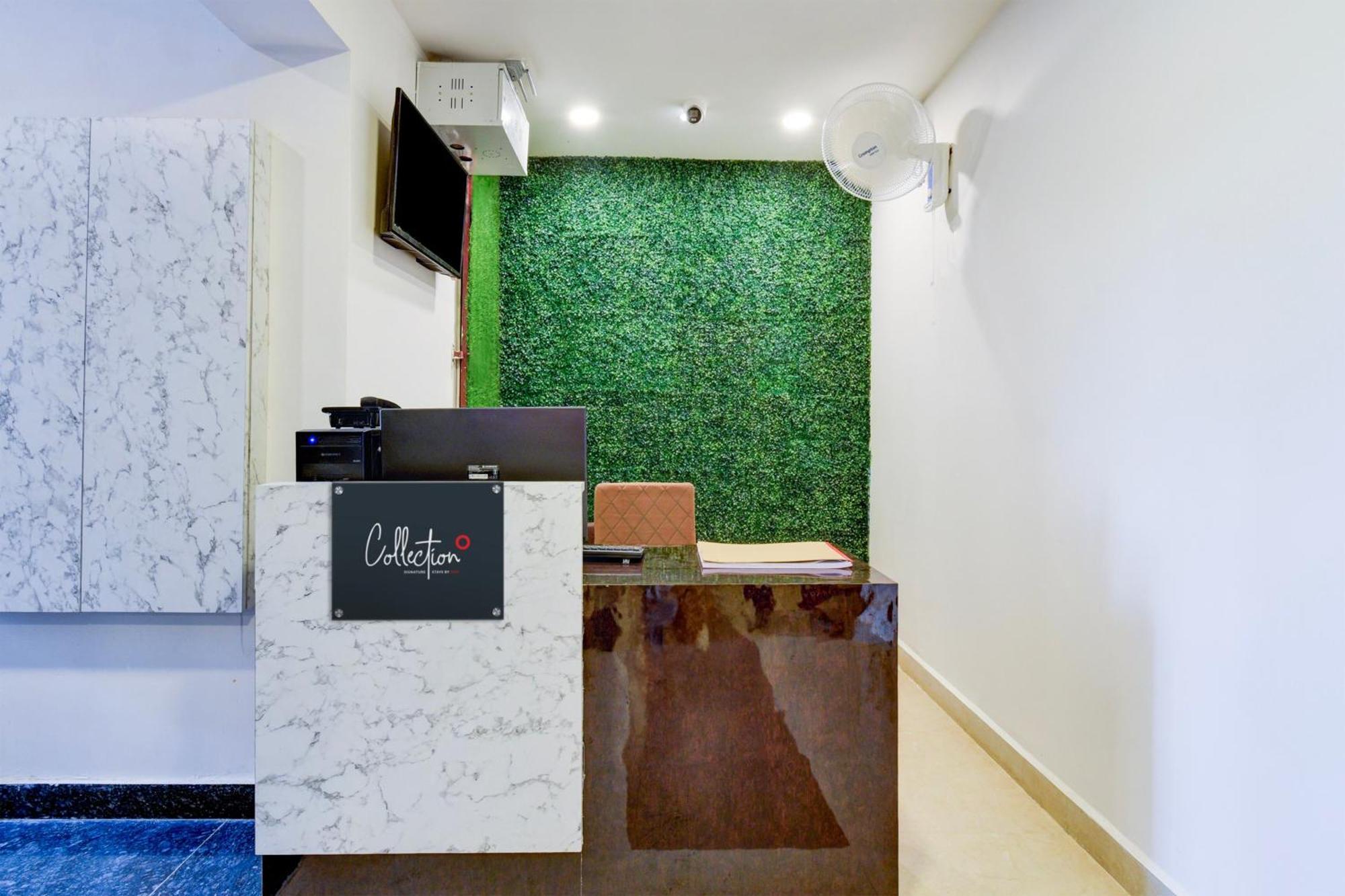 Super Srh Luxury Near Rail Nilayam, Ncl. Hotel 3*