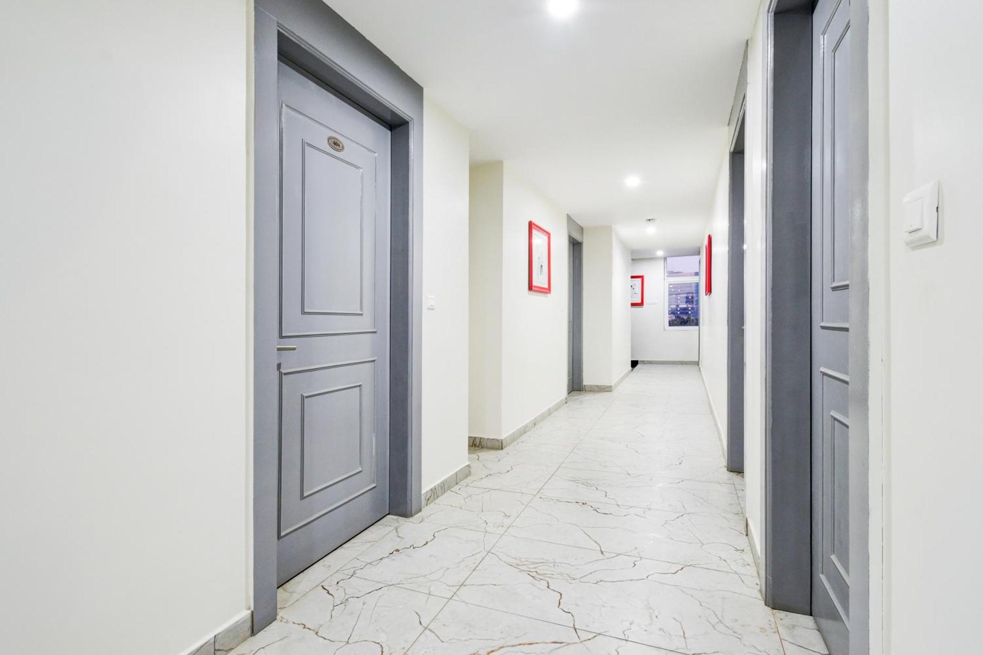Fabhotel Unnam 3*