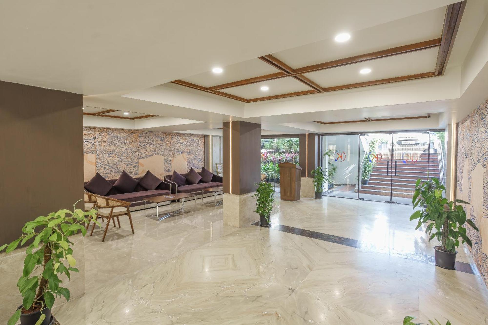 Hotel Kinara Grand Hyderabad