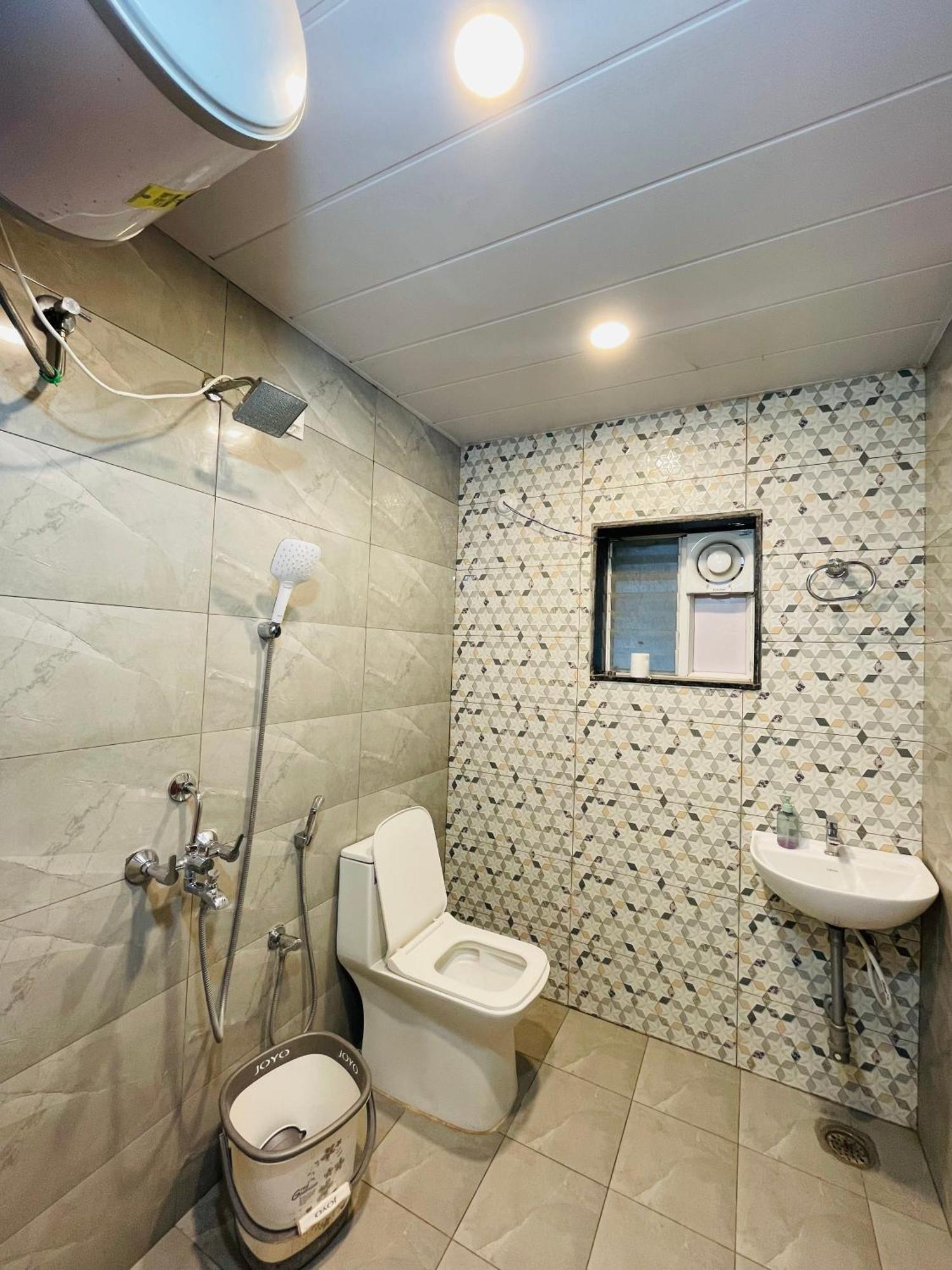 Apartment Noah Suits-2bhk Nearusconsulate *
