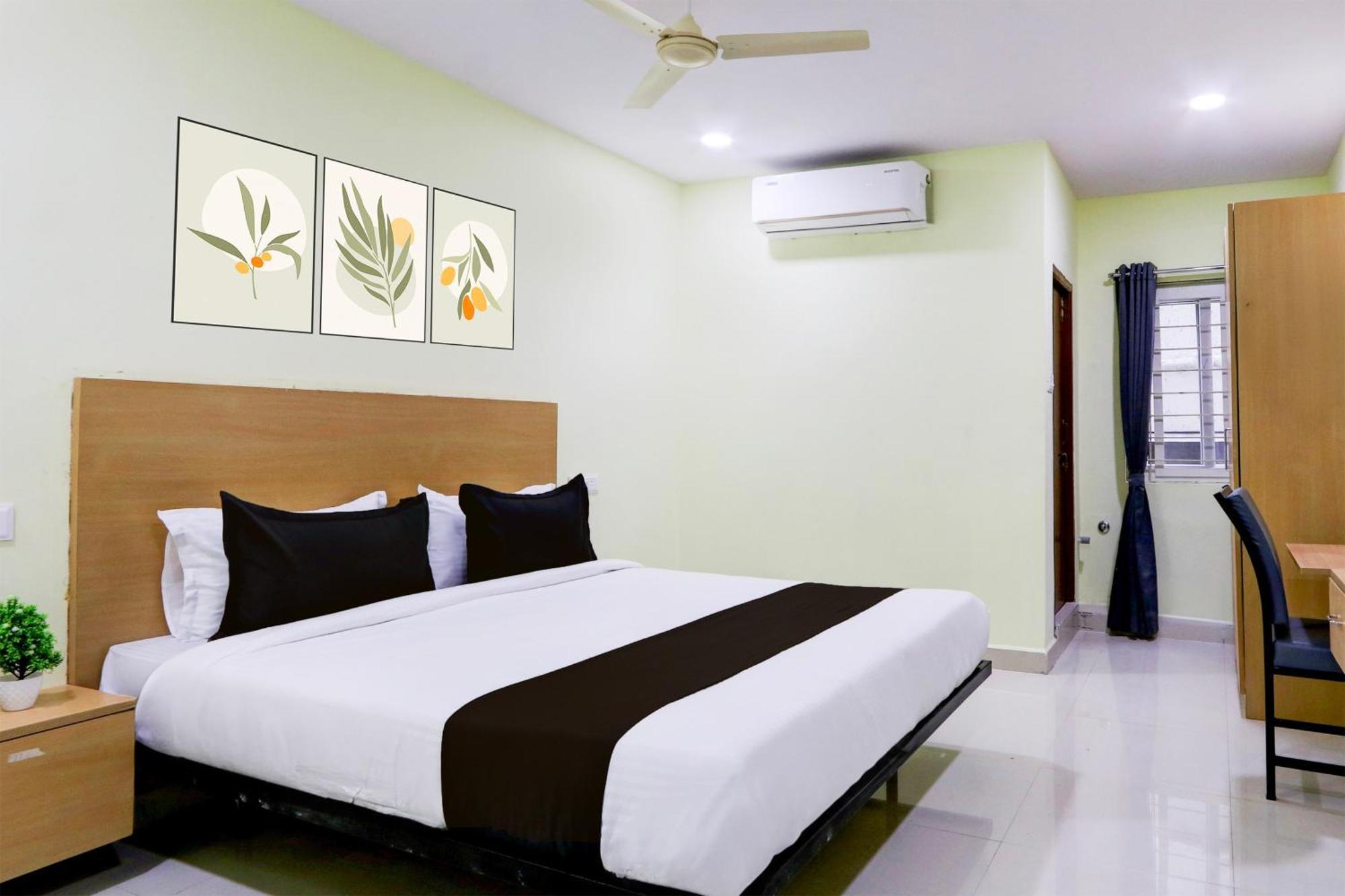 Super Townhouse Sr Luxury Hotel