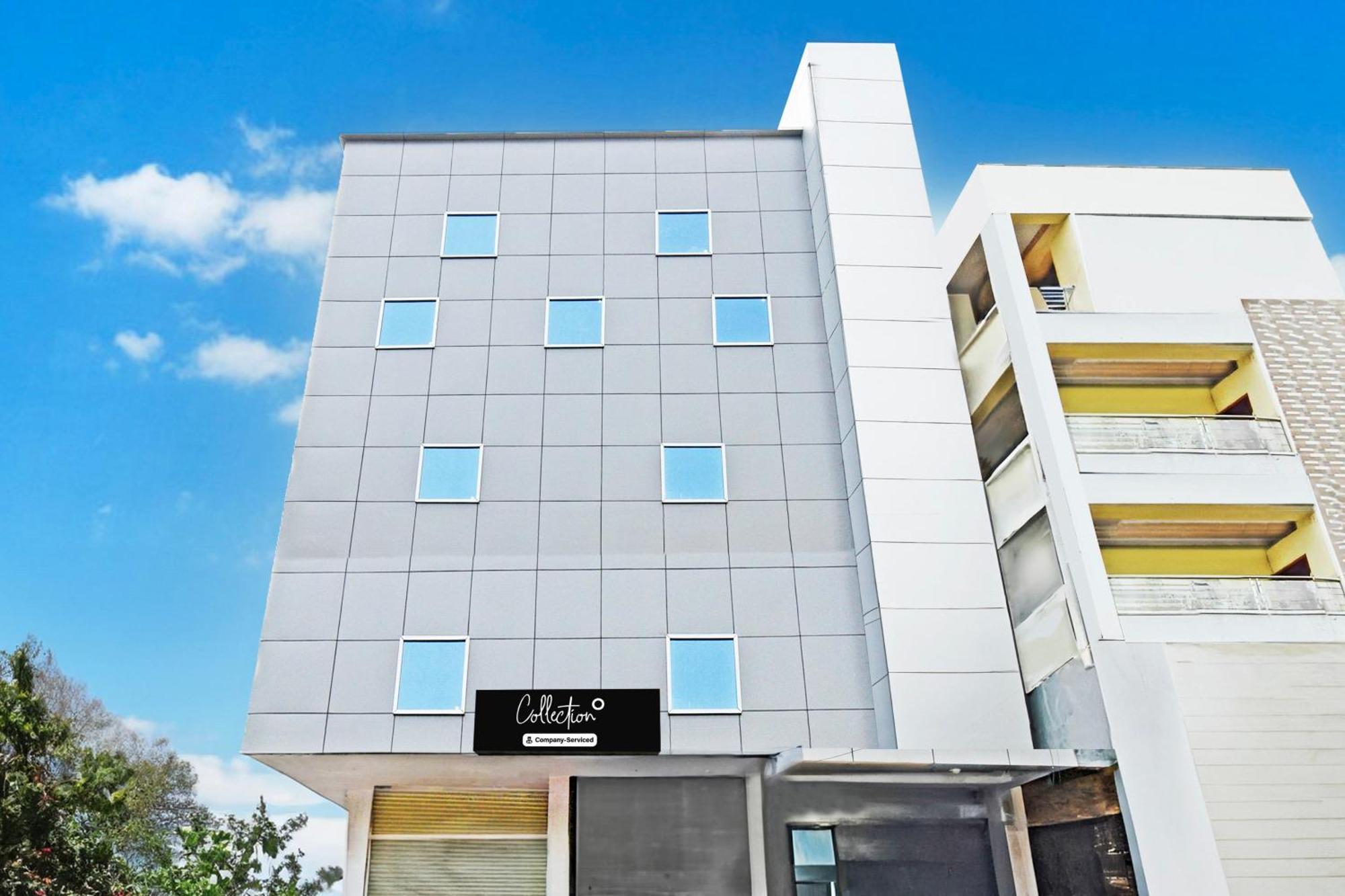 Hotel Super Collection O Sanath Nagar Near Railway Station *