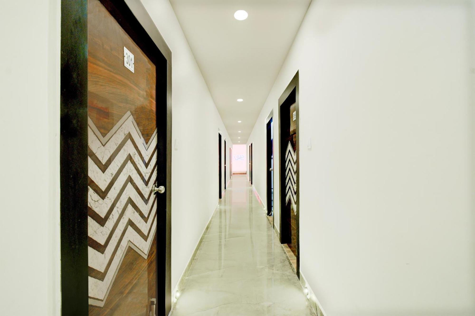 Hotel O Ssrv 3*