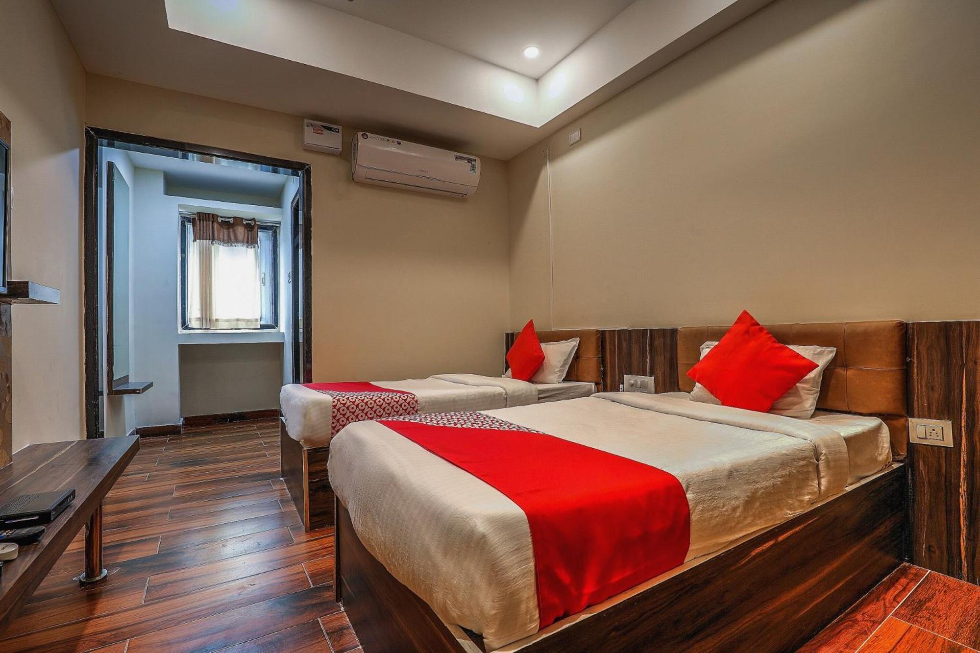 Hotel Capital O Sky Grand 3*