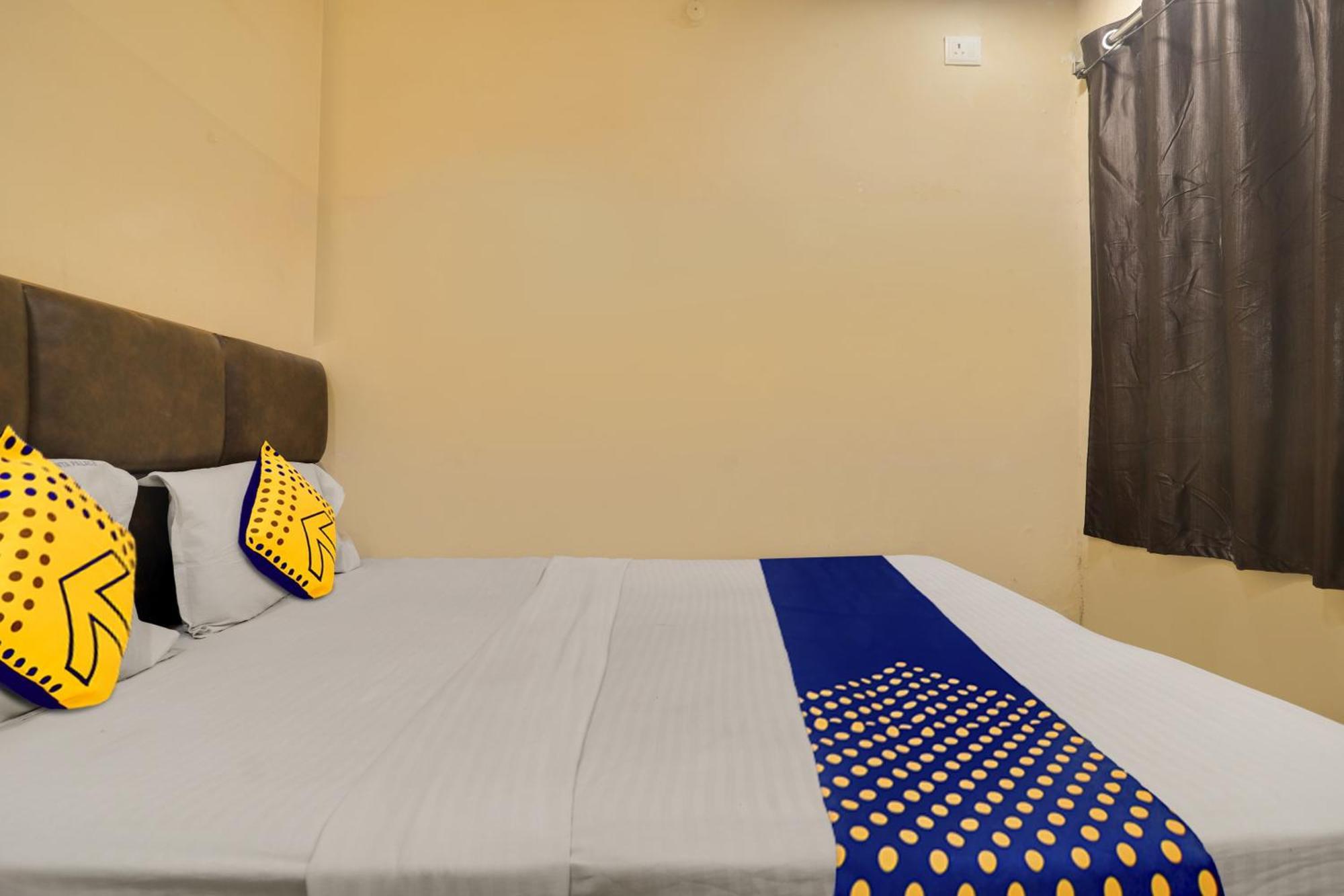 Spot On Bhargav Hotel Hyderabad
