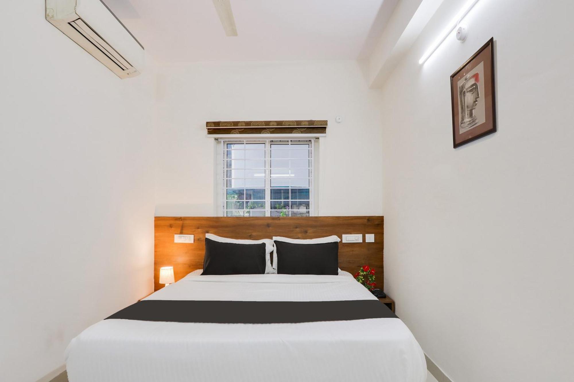 Super Townhouse Sri Nirvana Grand Hyderabad